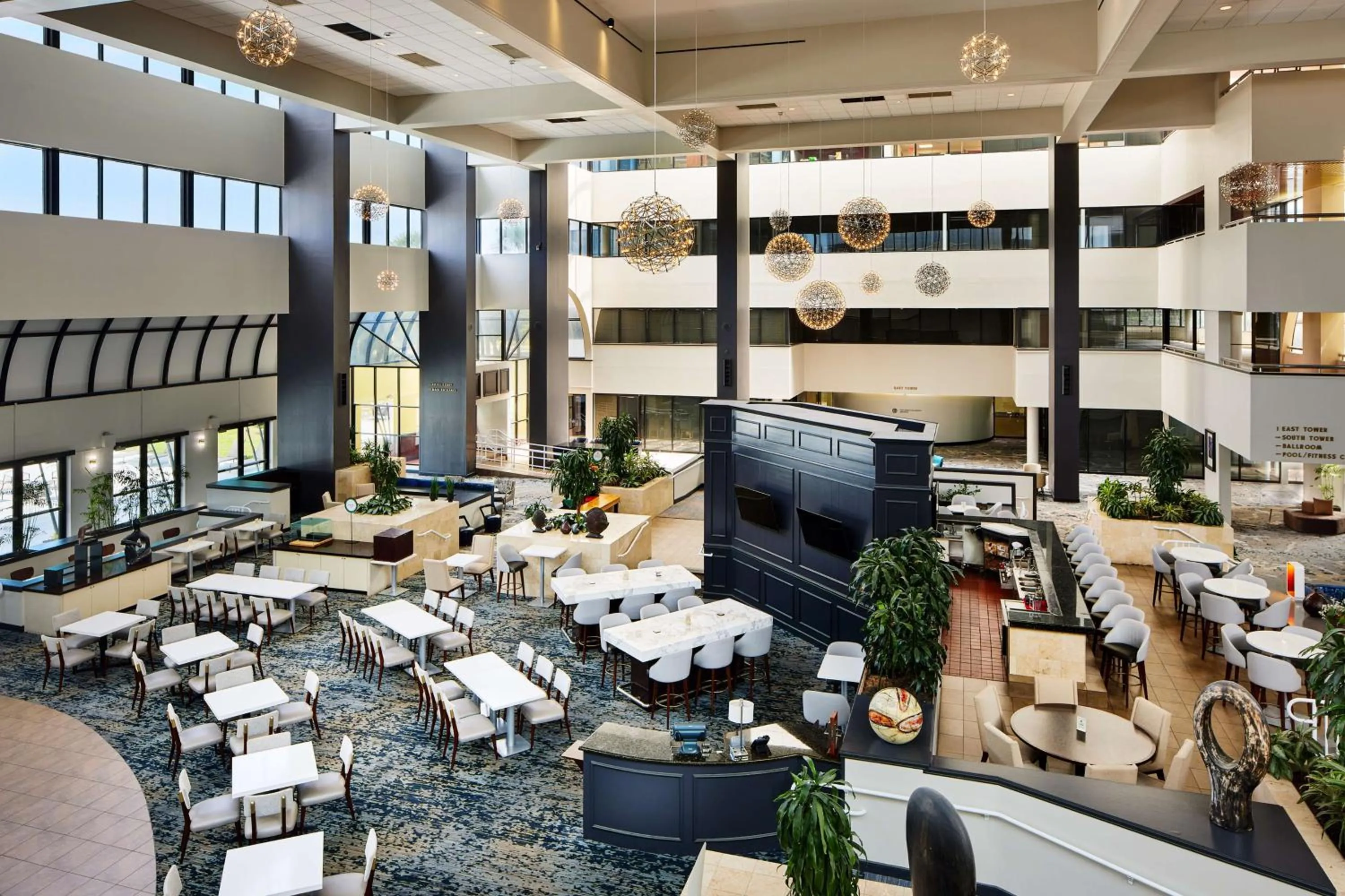 Lobby or reception in Embassy Suites by Hilton West Palm Beach Central