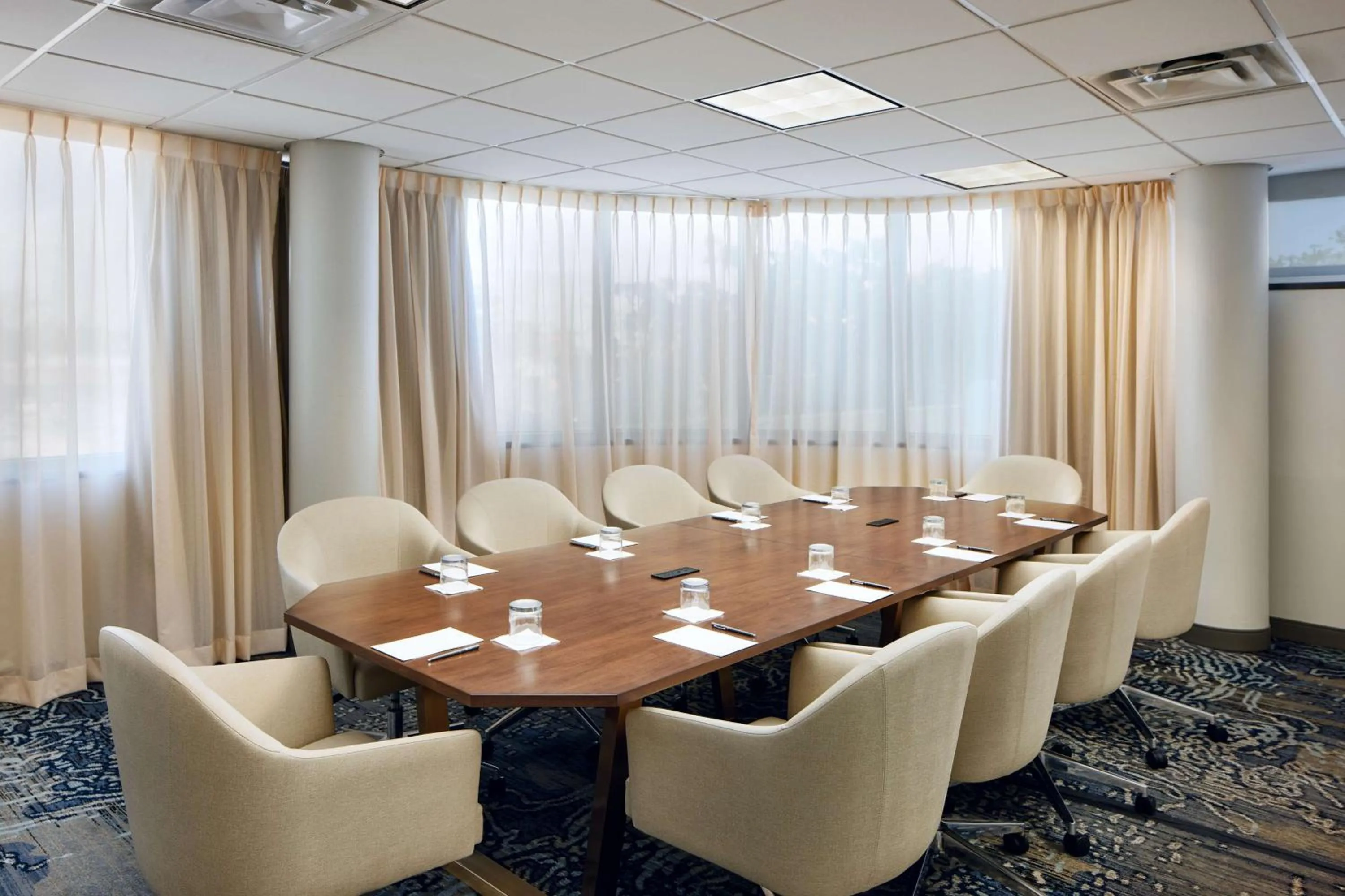 Meeting/conference room in Embassy Suites by Hilton West Palm Beach Central
