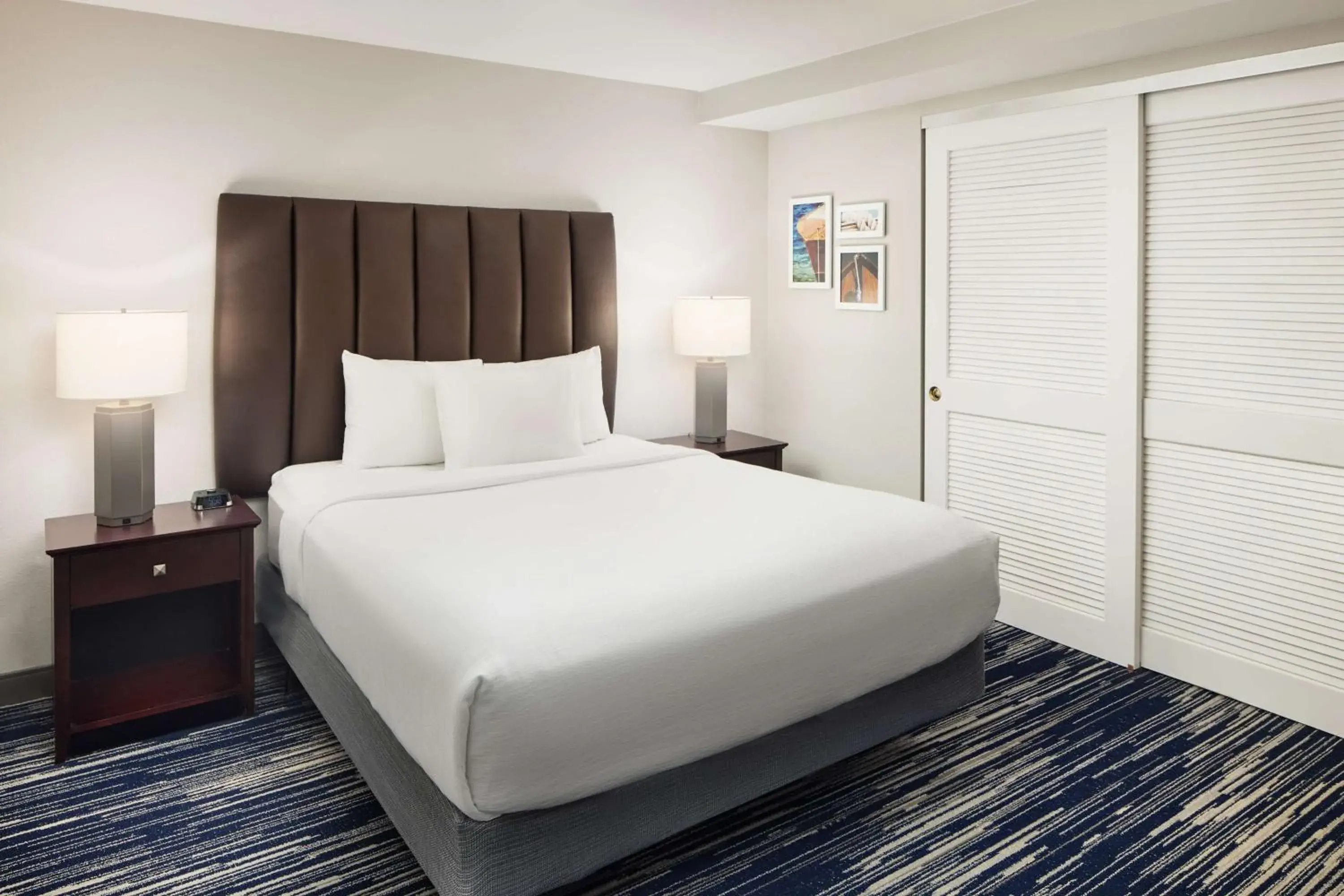 Bed in Embassy Suites by Hilton West Palm Beach Central Bed in Embassy Suites by Hilton West Palm Beach Central