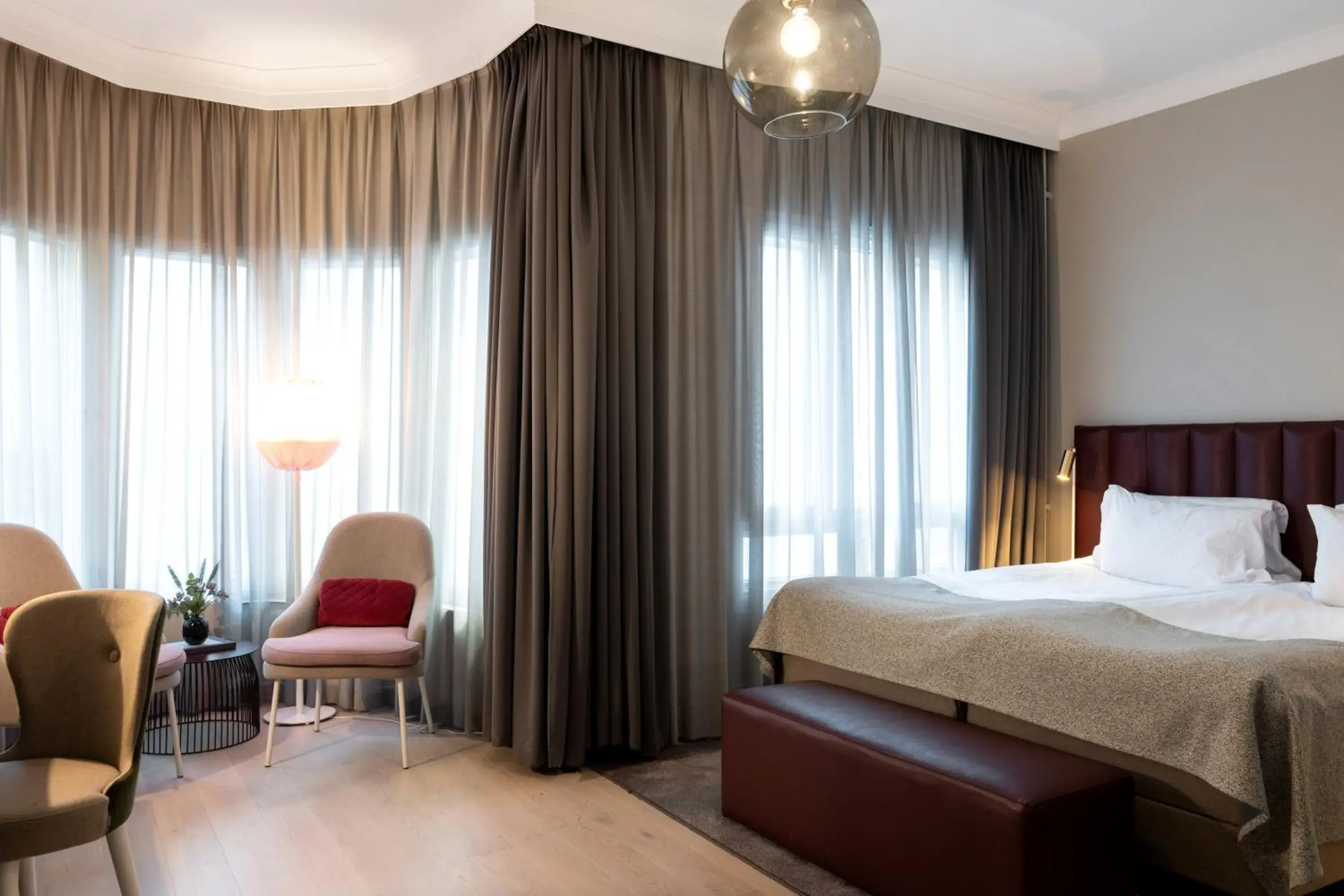 Bed in Elite Hotel Adlon Bed in Elite Hotel Adlon