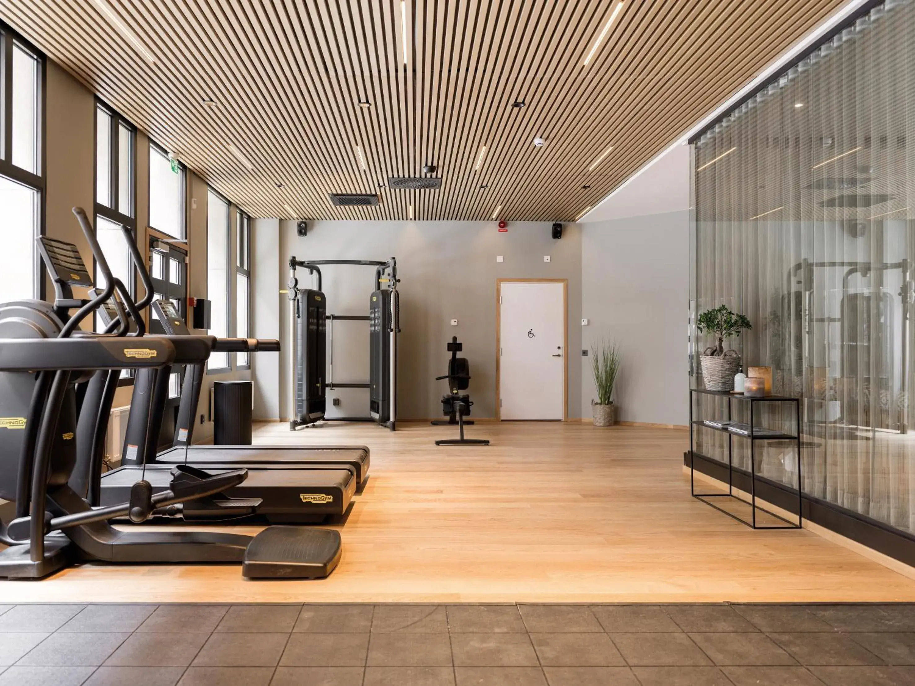Fitness centre/facilities in Elite Hotel Adlon Fitness centre/facilities in Elite Hotel Adlon