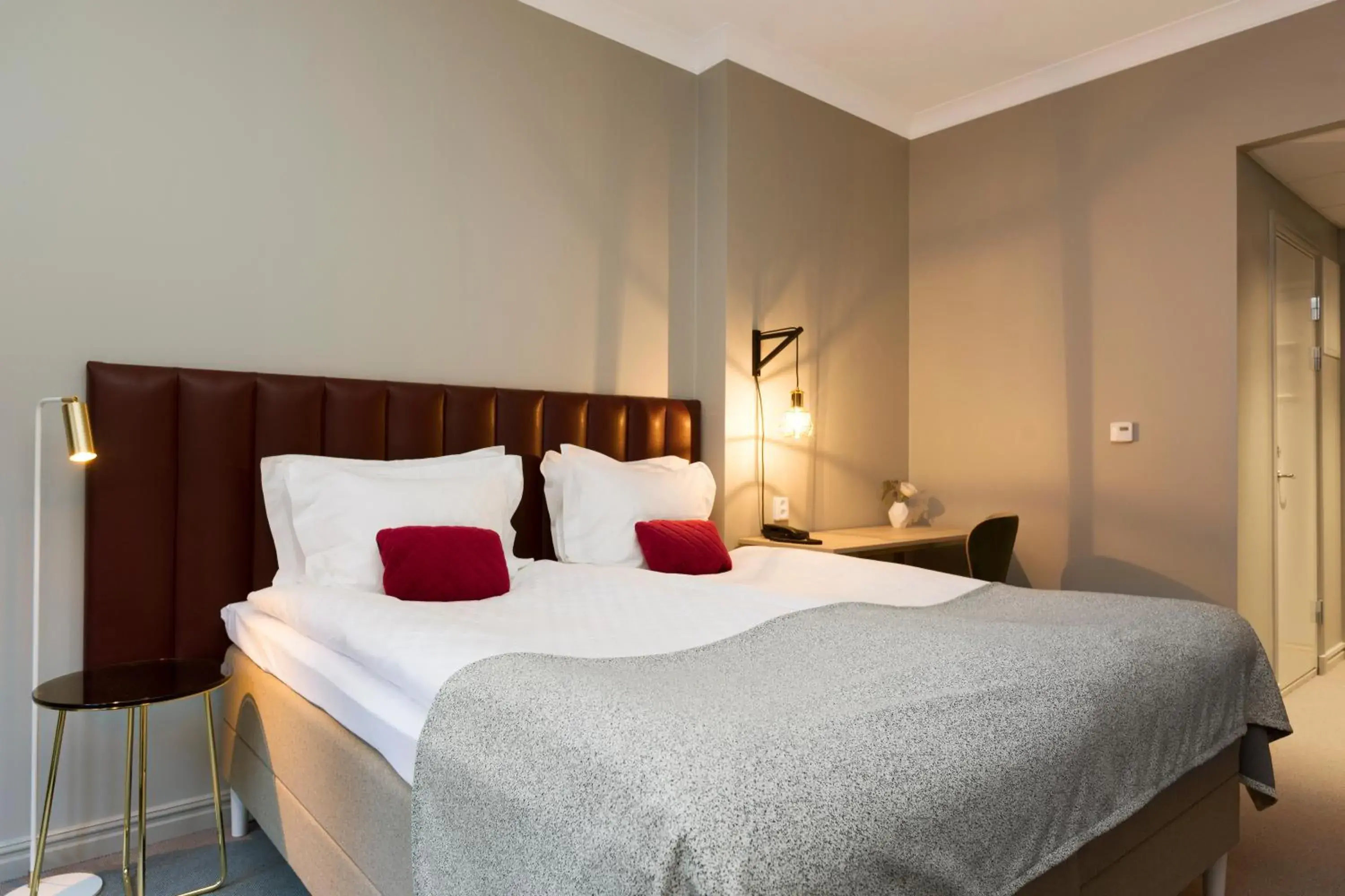 Bedroom, Bed in Elite Hotel Adlon Bedroom, Bed in Elite Hotel Adlon