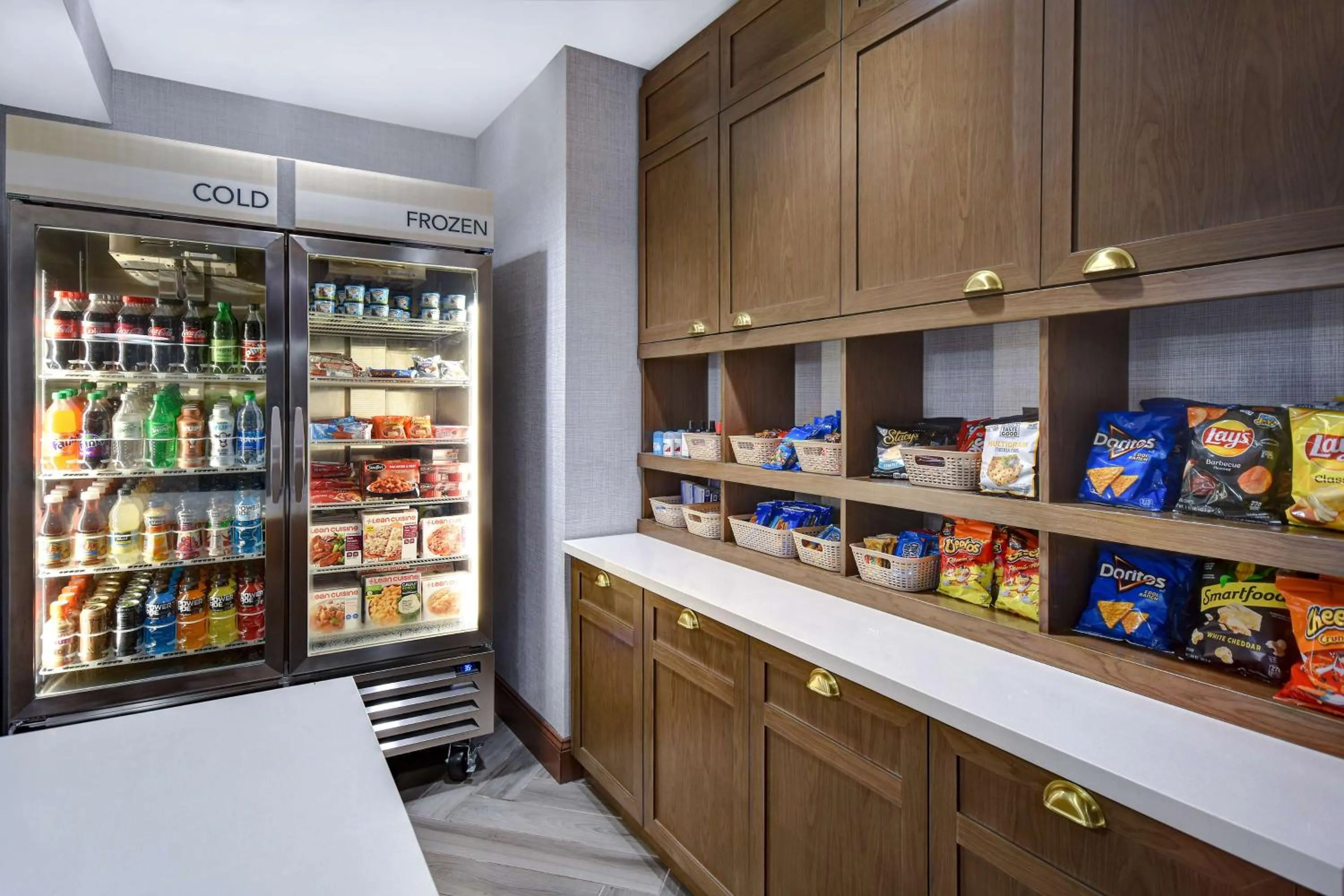 Restaurant/places to eat in Homewood Suites Newport News - Yorktown by Hilton