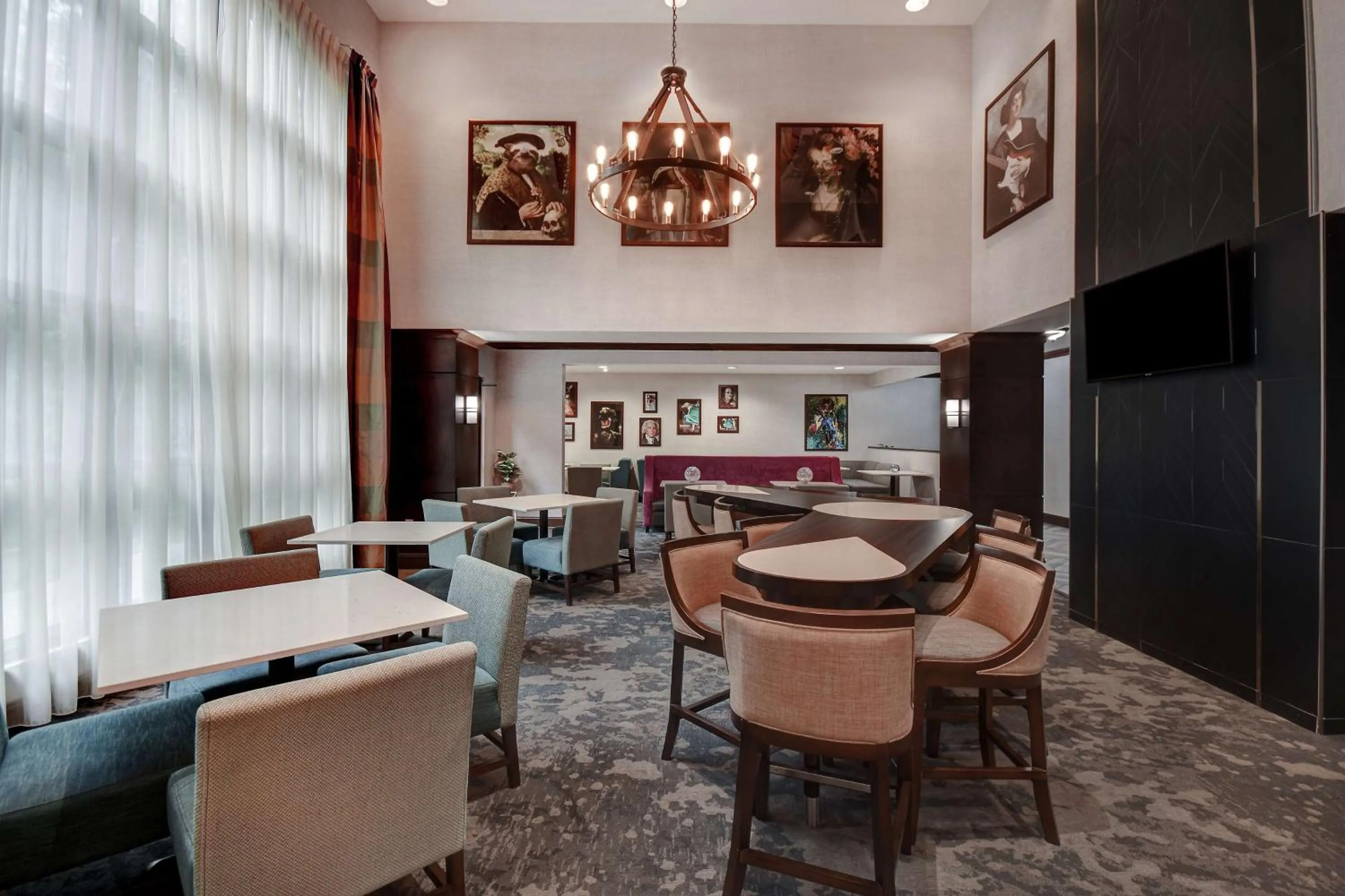 Lobby or reception in Homewood Suites Newport News - Yorktown by Hilton