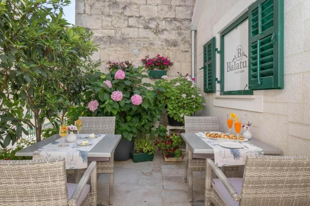 Patio in Balatura The Fine Bed&Breakfast Split