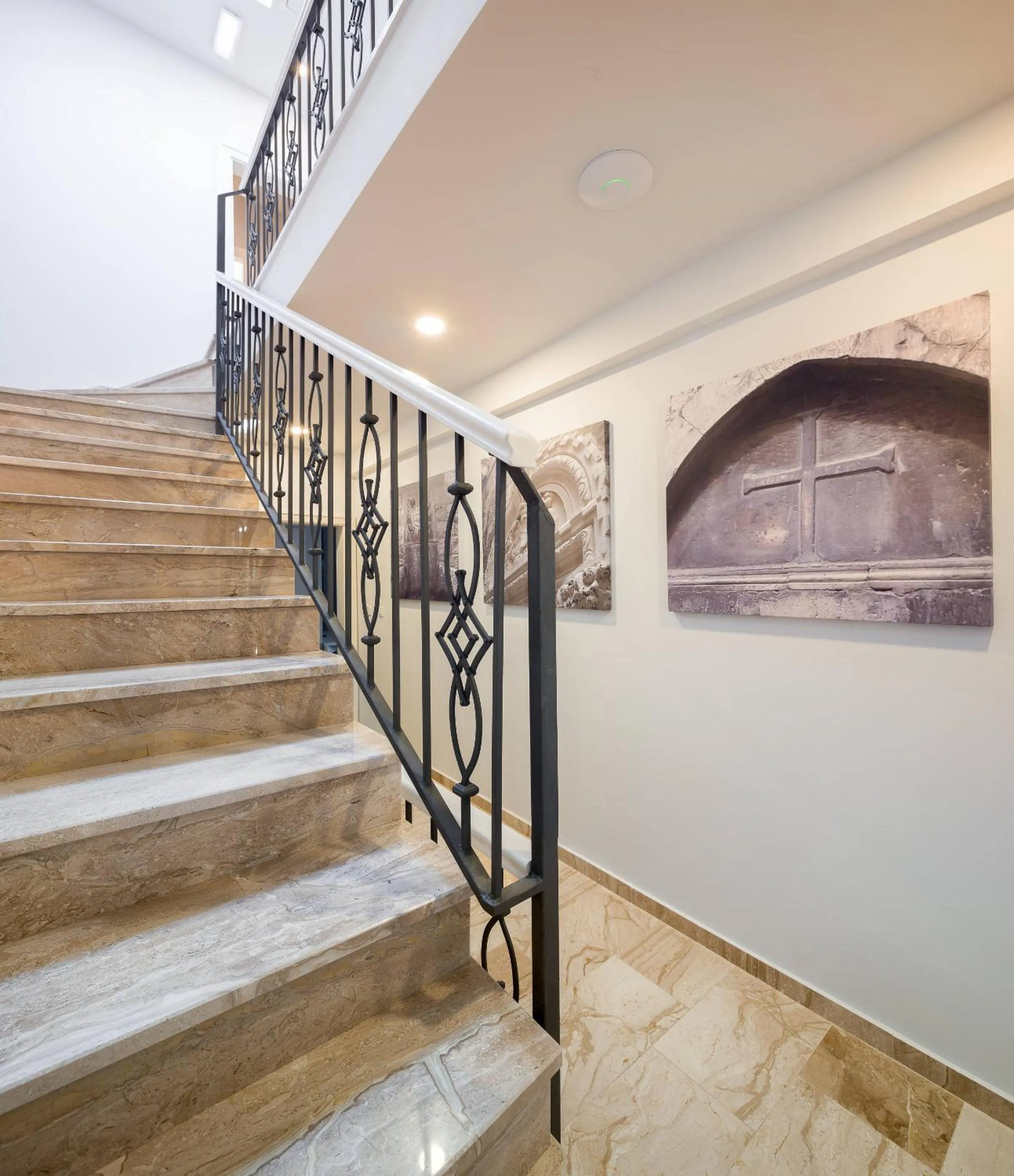 Decorative detail in Balatura The Fine Bed&Breakfast Split