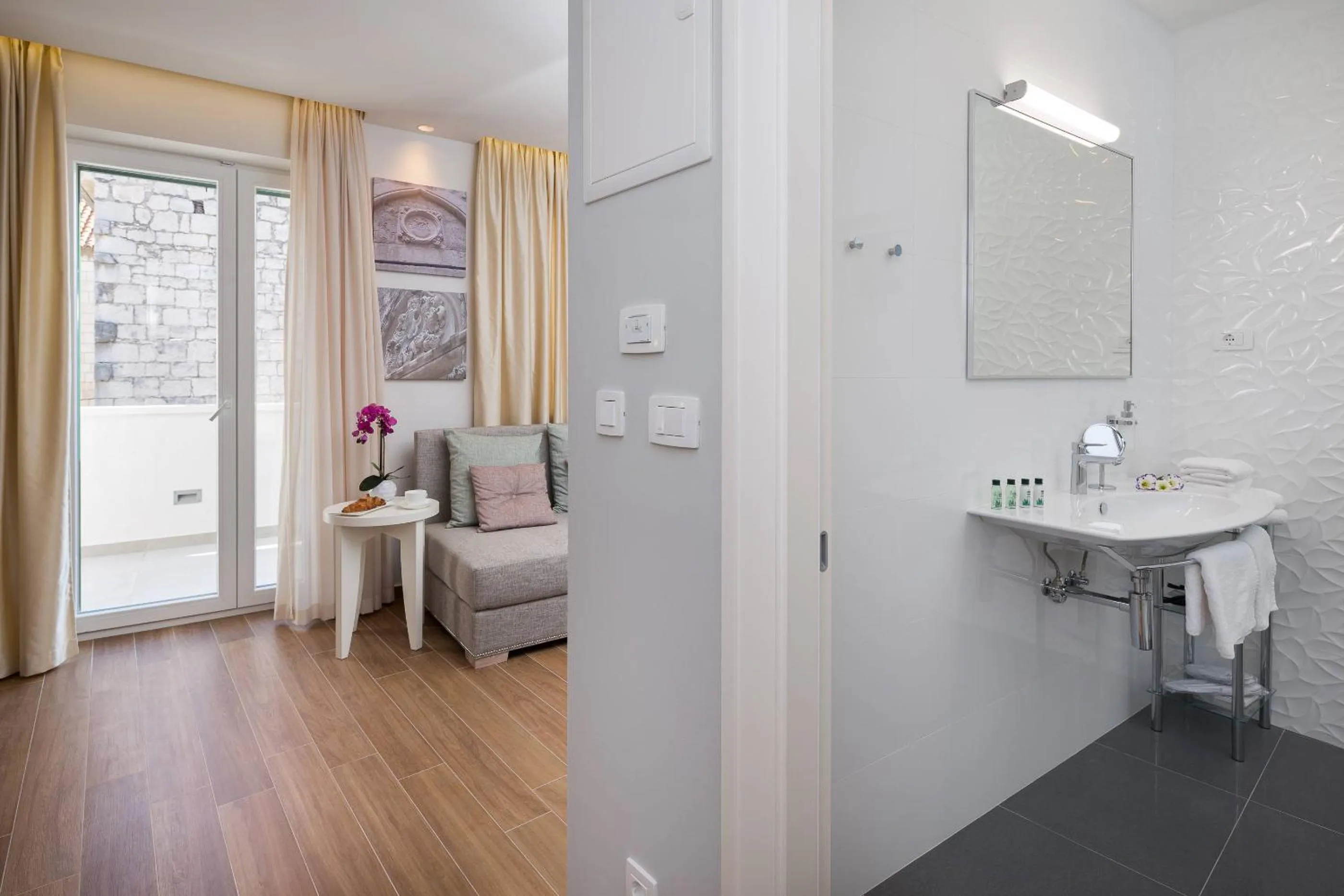 Toilet in Balatura The Fine Bed&Breakfast Split