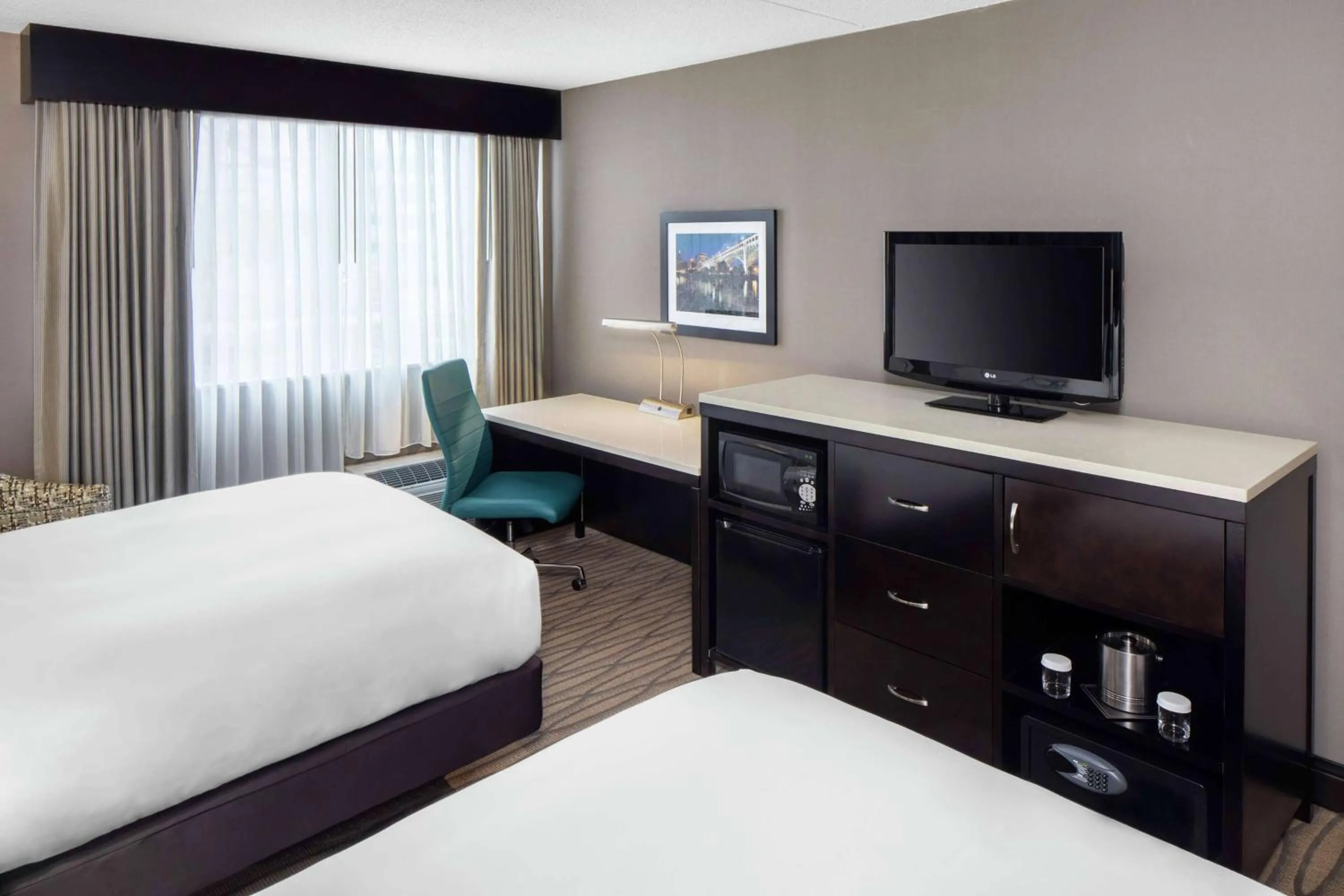 Photo of the whole room in Wyndham Garden Westlake