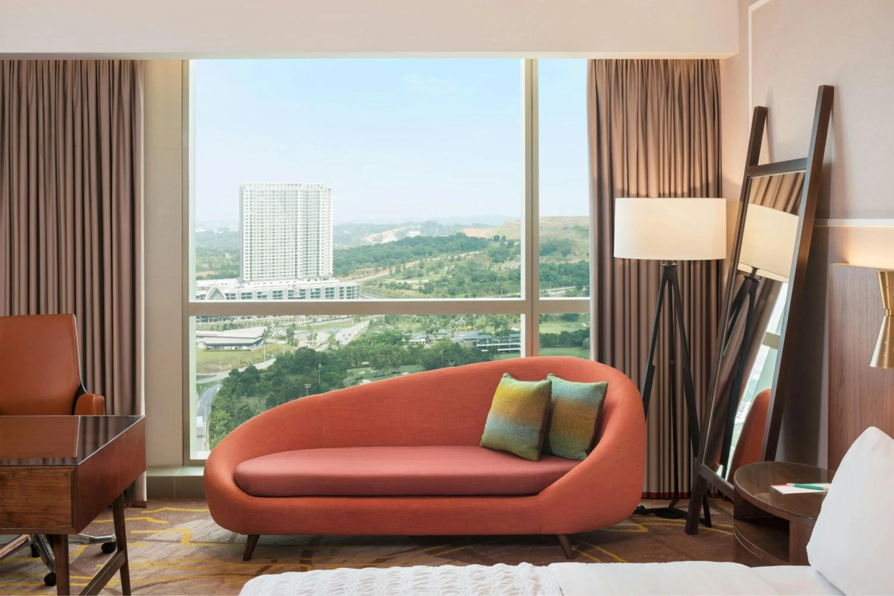 Photo of the whole room in Le Meridien Putrajaya