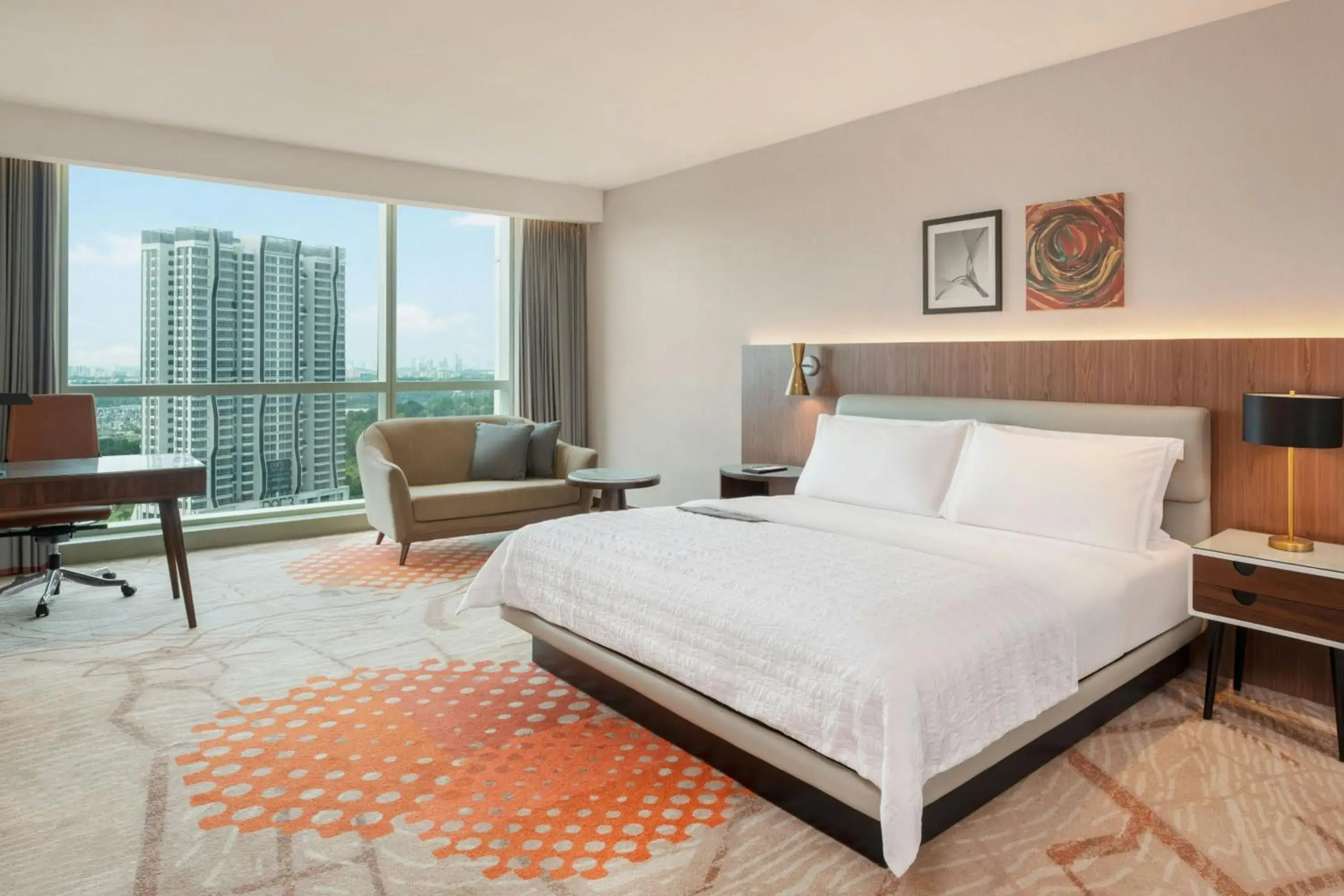 1 King Bed, Club Lounge Access, Guest Room in Le Meridien Putrajaya 1 King Bed, Club Lounge Access, Guest Room in Le Meridien Putrajaya