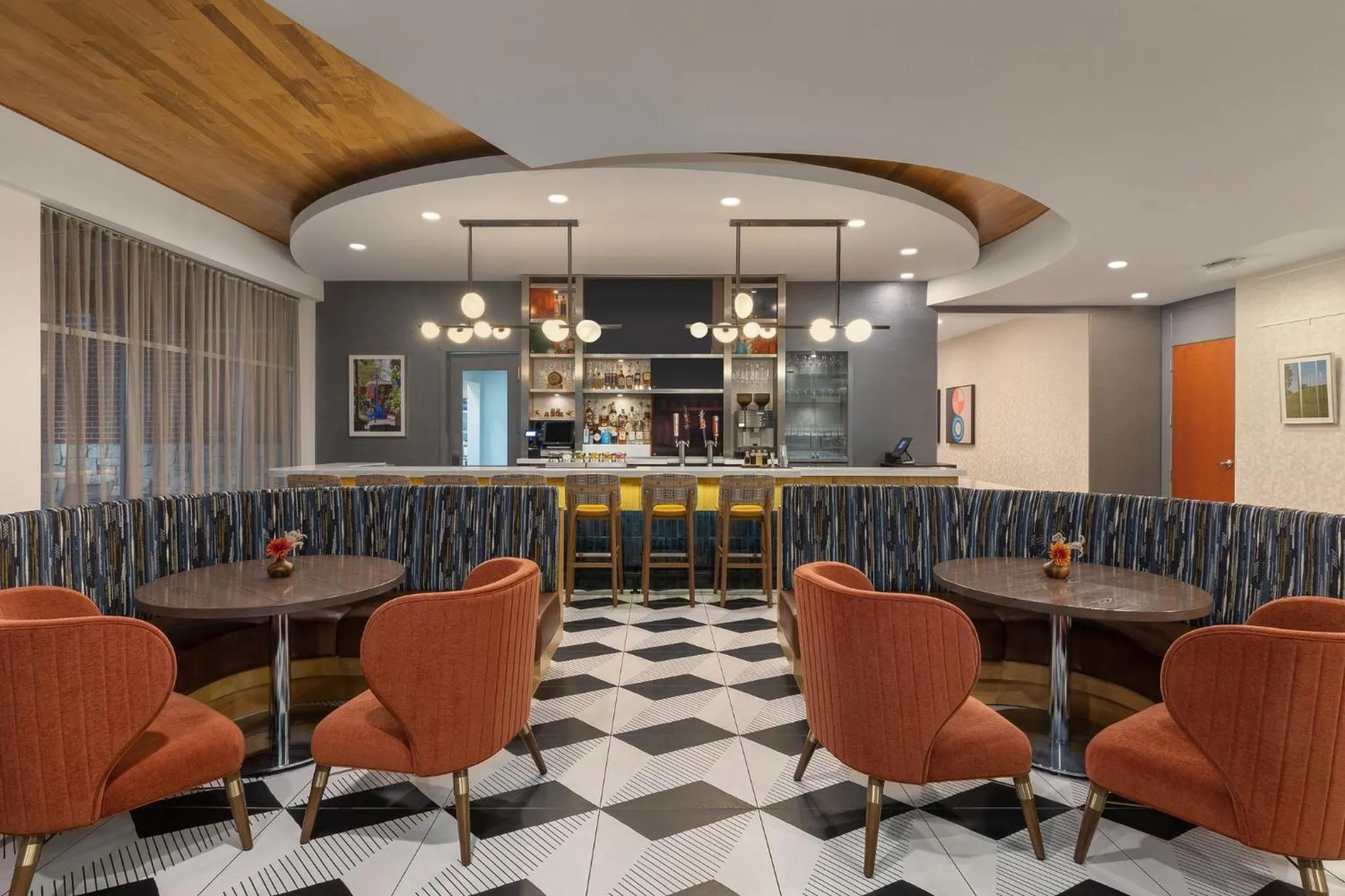 Restaurant/places to eat in Hotel Indigo Columbus Architectural Center by IHG