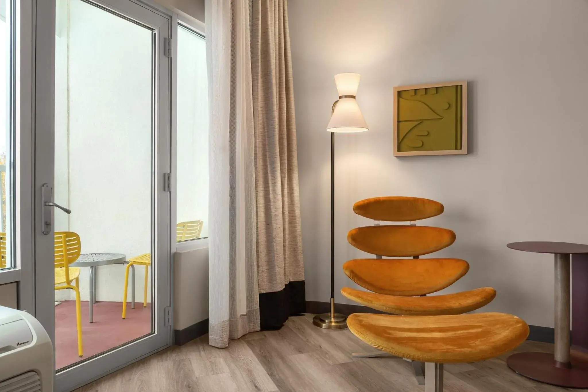 Photo of the whole room in Hotel Indigo Columbus Architectural Center by IHG Photo of the whole room in Hotel Indigo Columbus Architectural Center by IHG