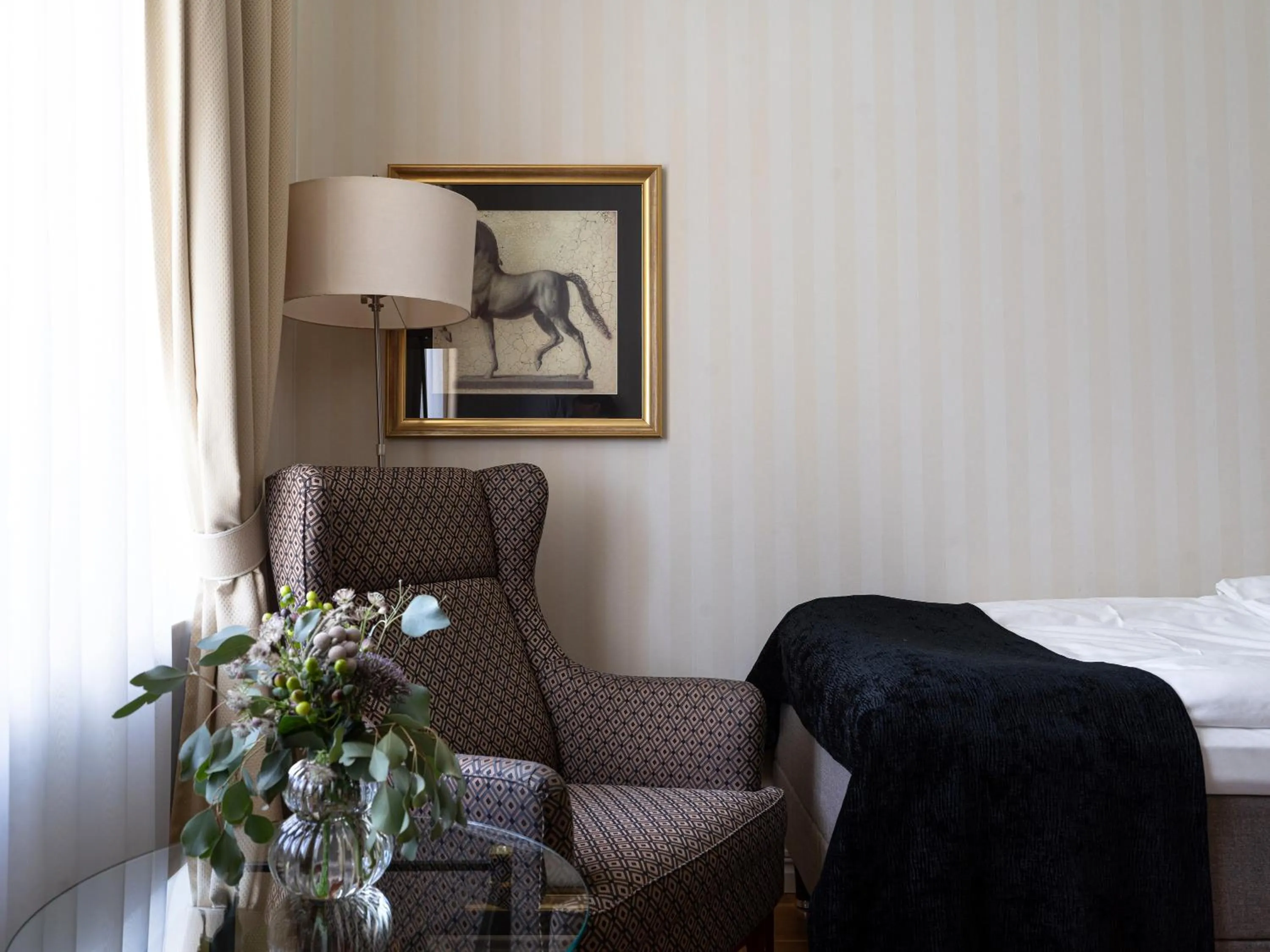 Seating area, Bed in Elite Stadshotellet Västerås