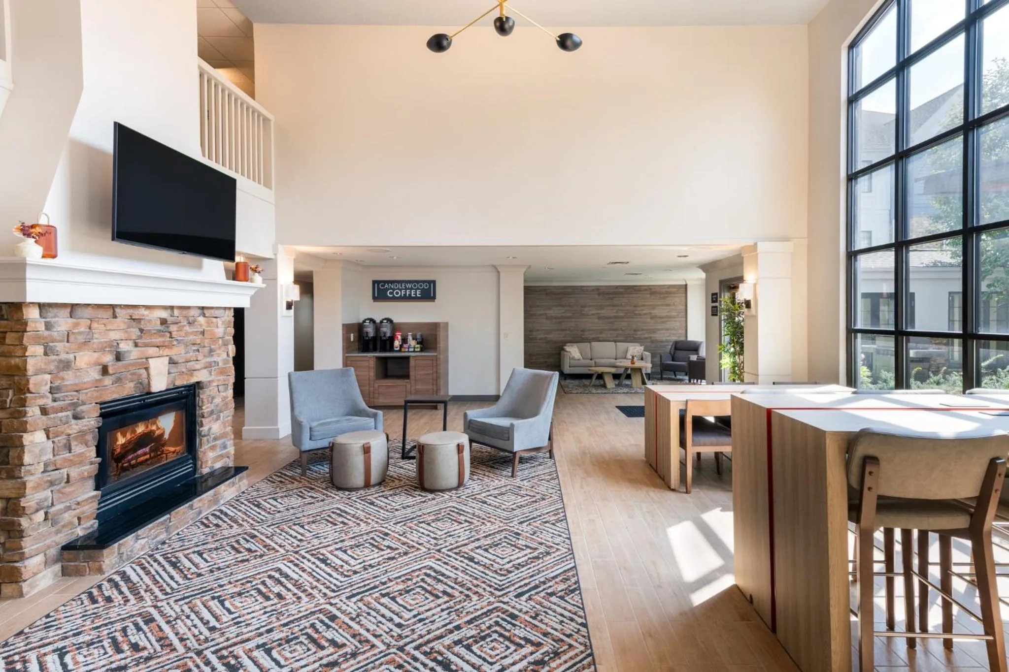 Property building in Candlewood Suites Eagan - Mall of America Area by IHG