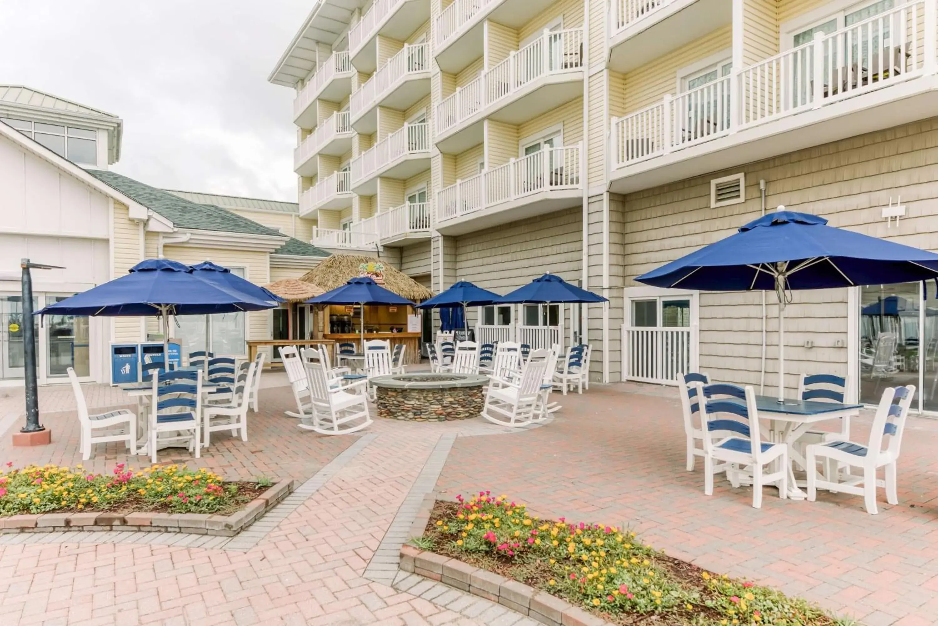 Restaurant/places to eat in Hilton Garden Inn Outer Banks/Kitty Hawk Restaurant/places to eat in Hilton Garden Inn Outer Banks/Kitty Hawk