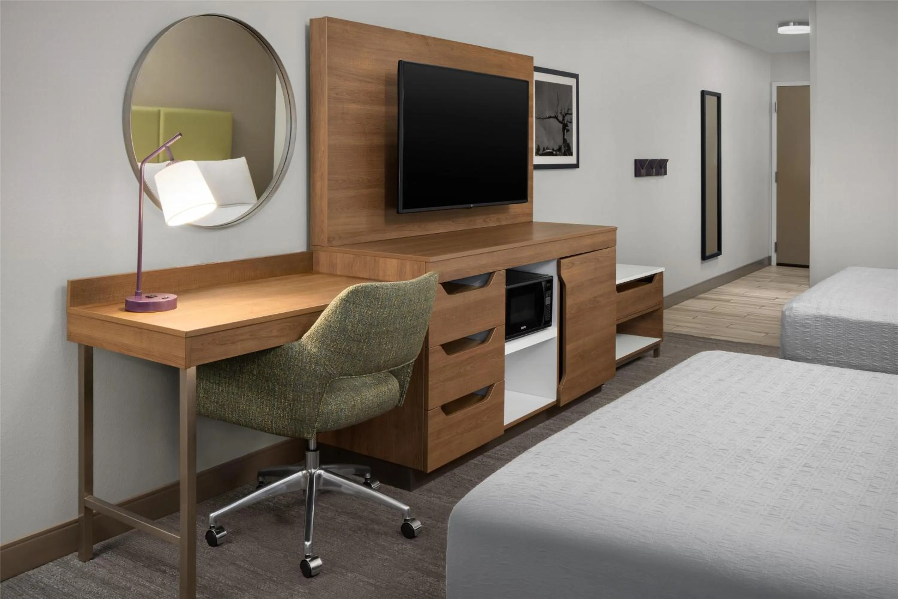 Bedroom, Bed in Hampton Inn Butte