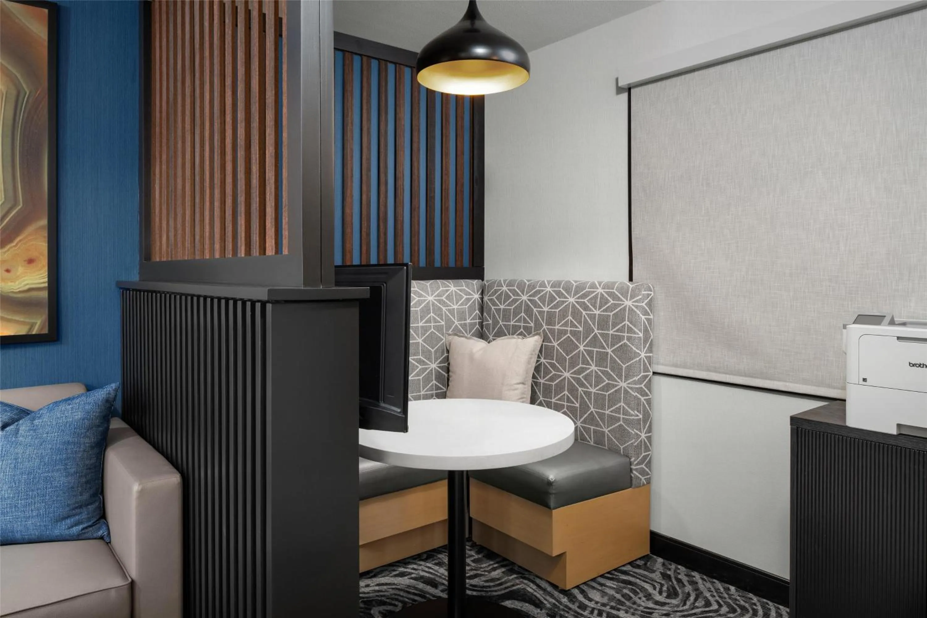Business facilities in Hampton Inn Butte