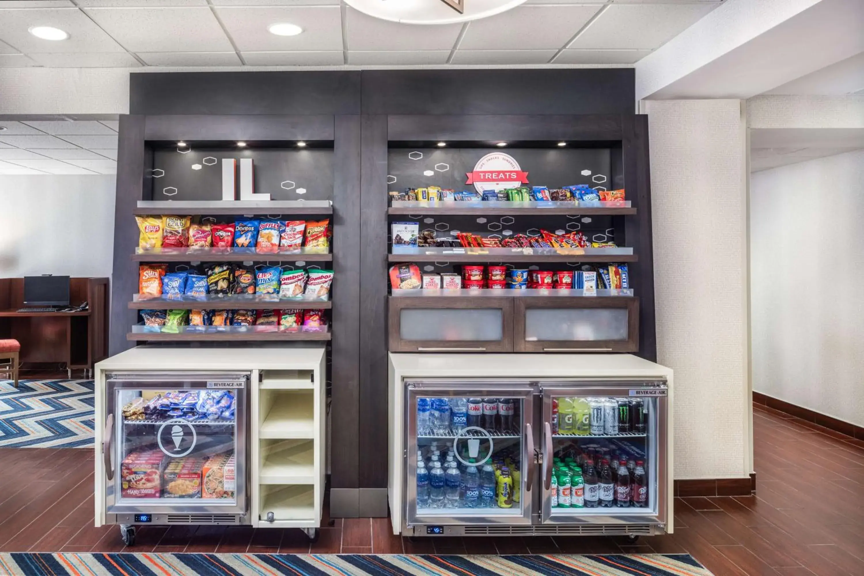 Restaurant/places to eat in Hampton Inn Joliet-Plainfield I-55 Restaurant/places to eat in Hampton Inn Joliet-Plainfield I-55