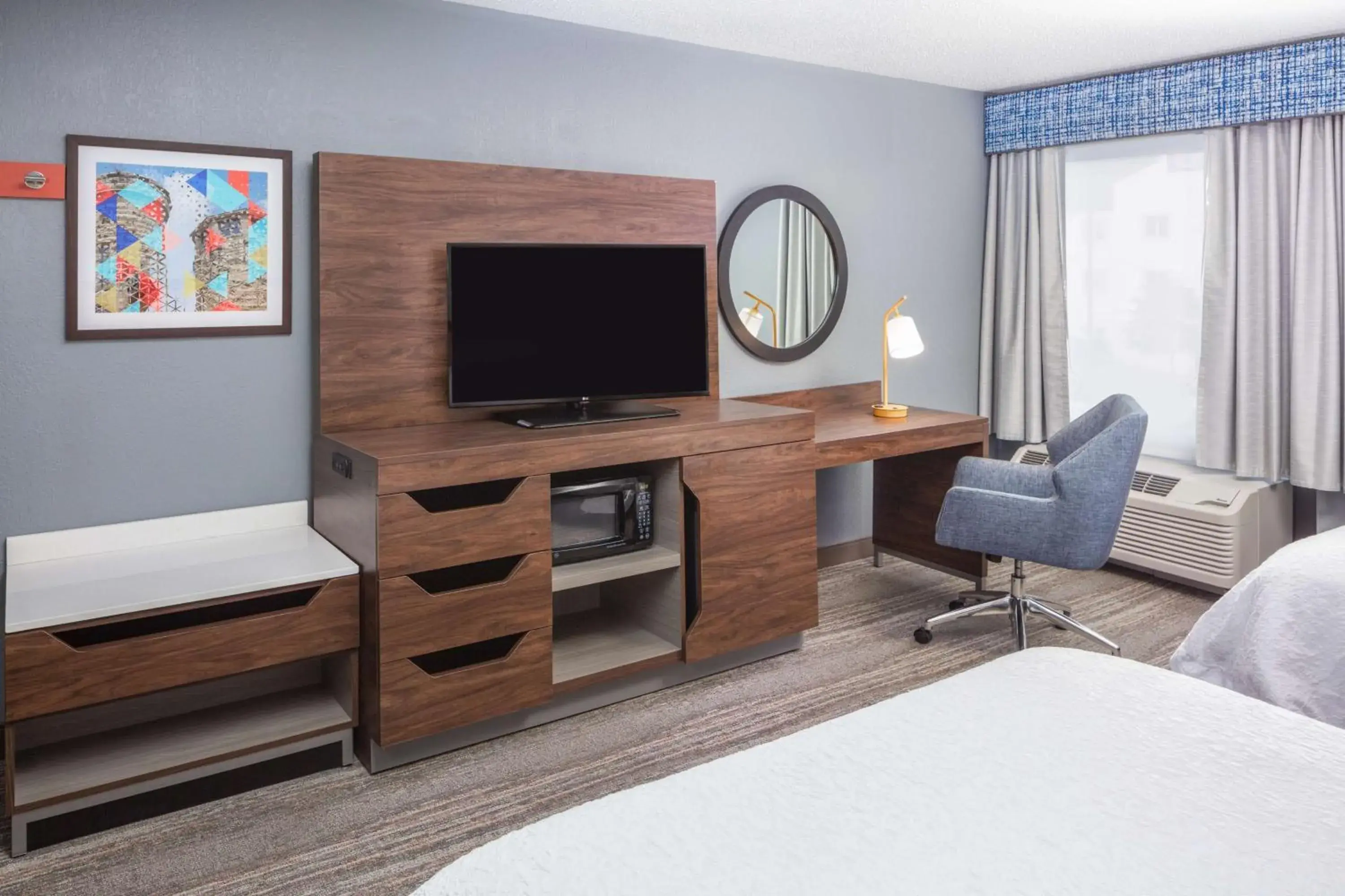 Queen Room with Two Queen Beds - Hearing Access/Non-Smoking in Hampton Inn Joliet-Plainfield I-55 Queen Room with Two Queen Beds - Hearing Access/Non-Smoking in Hampton Inn Joliet-Plainfield I-55