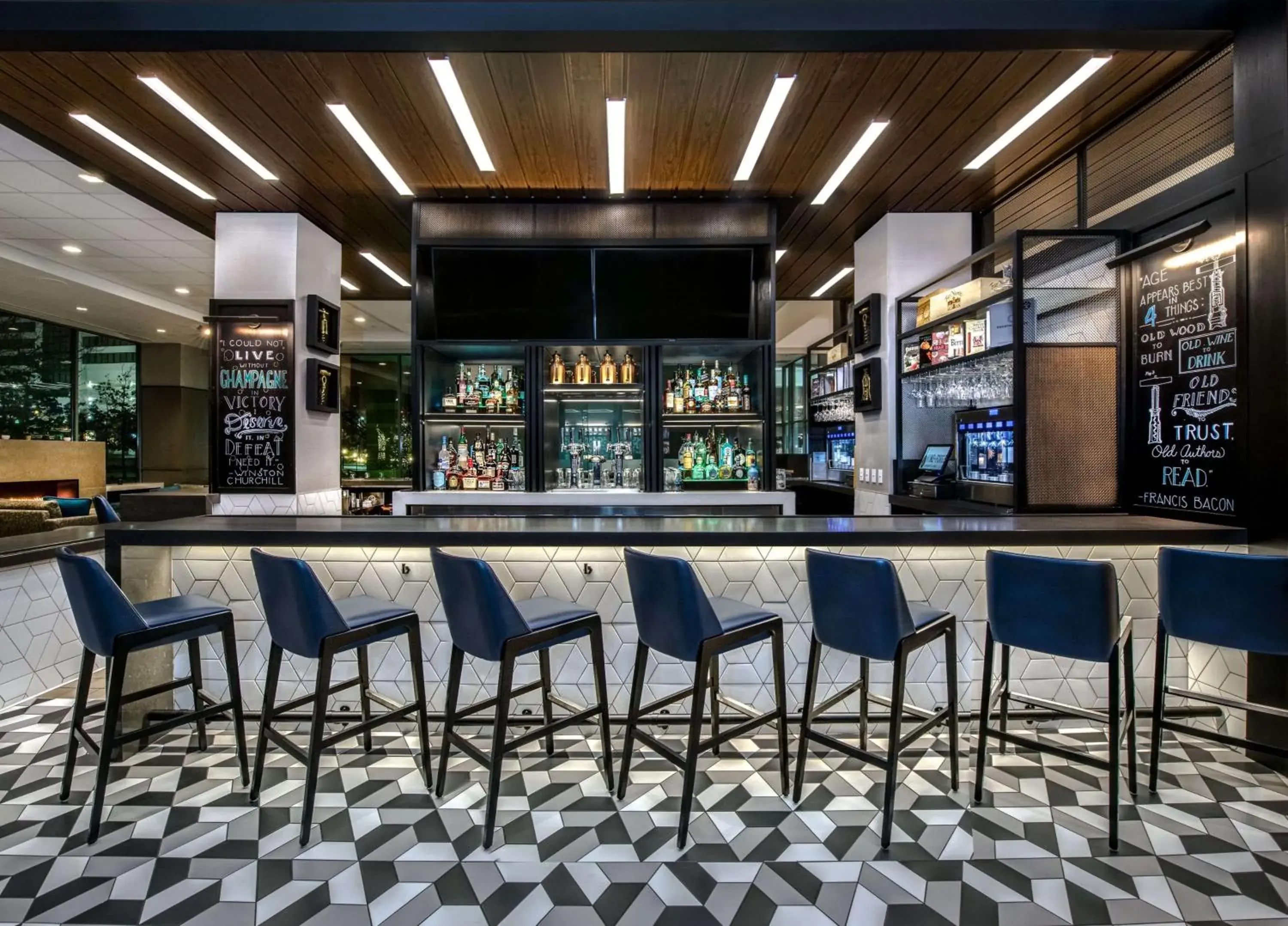 Restaurant/places to eat in Sonesta Columbus Downtown Restaurant/places to eat in Sonesta Columbus Downtown