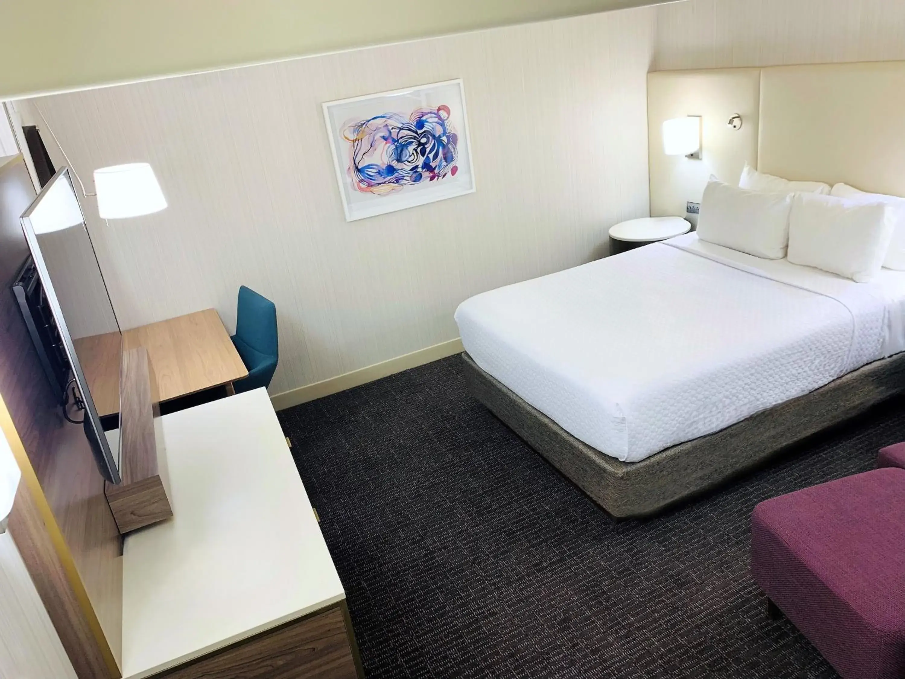 Bed in Sonesta Columbus Downtown Bed in Sonesta Columbus Downtown