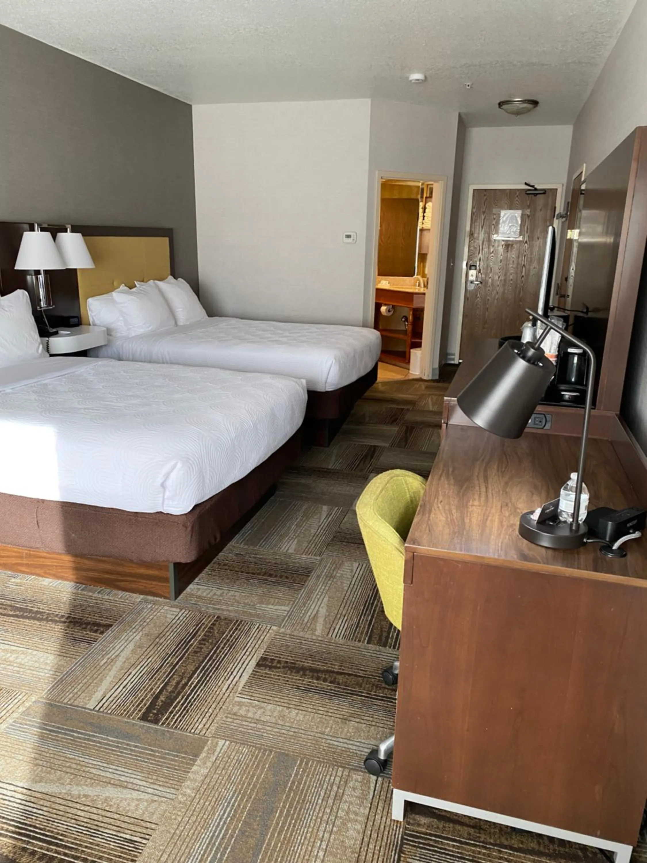 Photo of the whole room, Bed in Country Inn & Suites by Radisson, Idaho Falls at the Mall