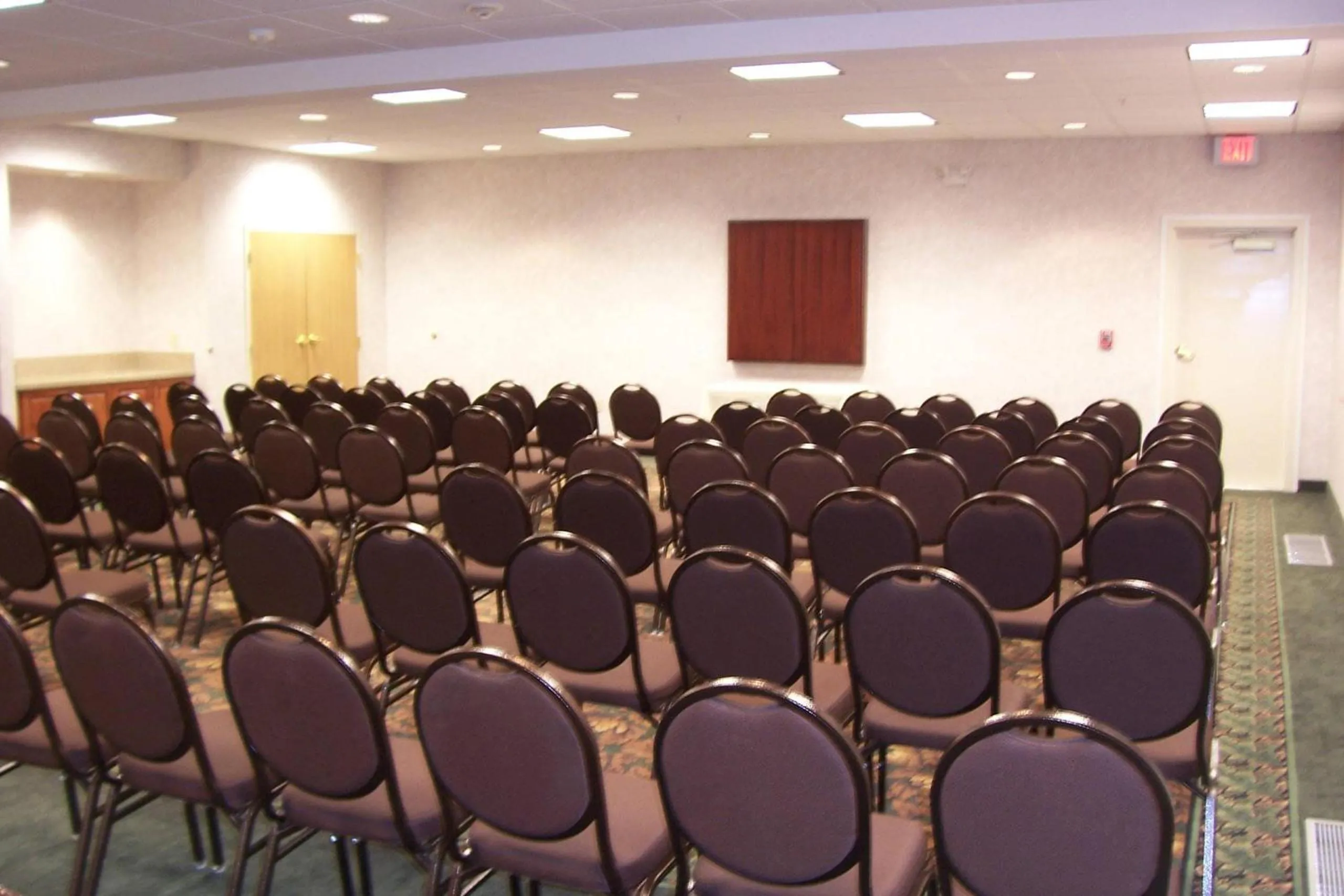 Meeting/conference room in Country Inn & Suites by Radisson, Idaho Falls at the Mall