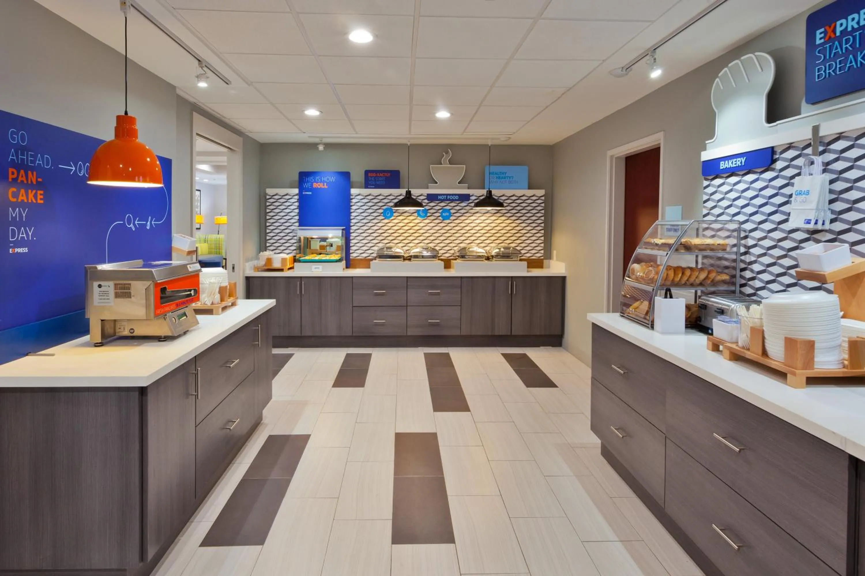 Breakfast in Holiday Inn Express Hotel & Suites Dothan North by IHG