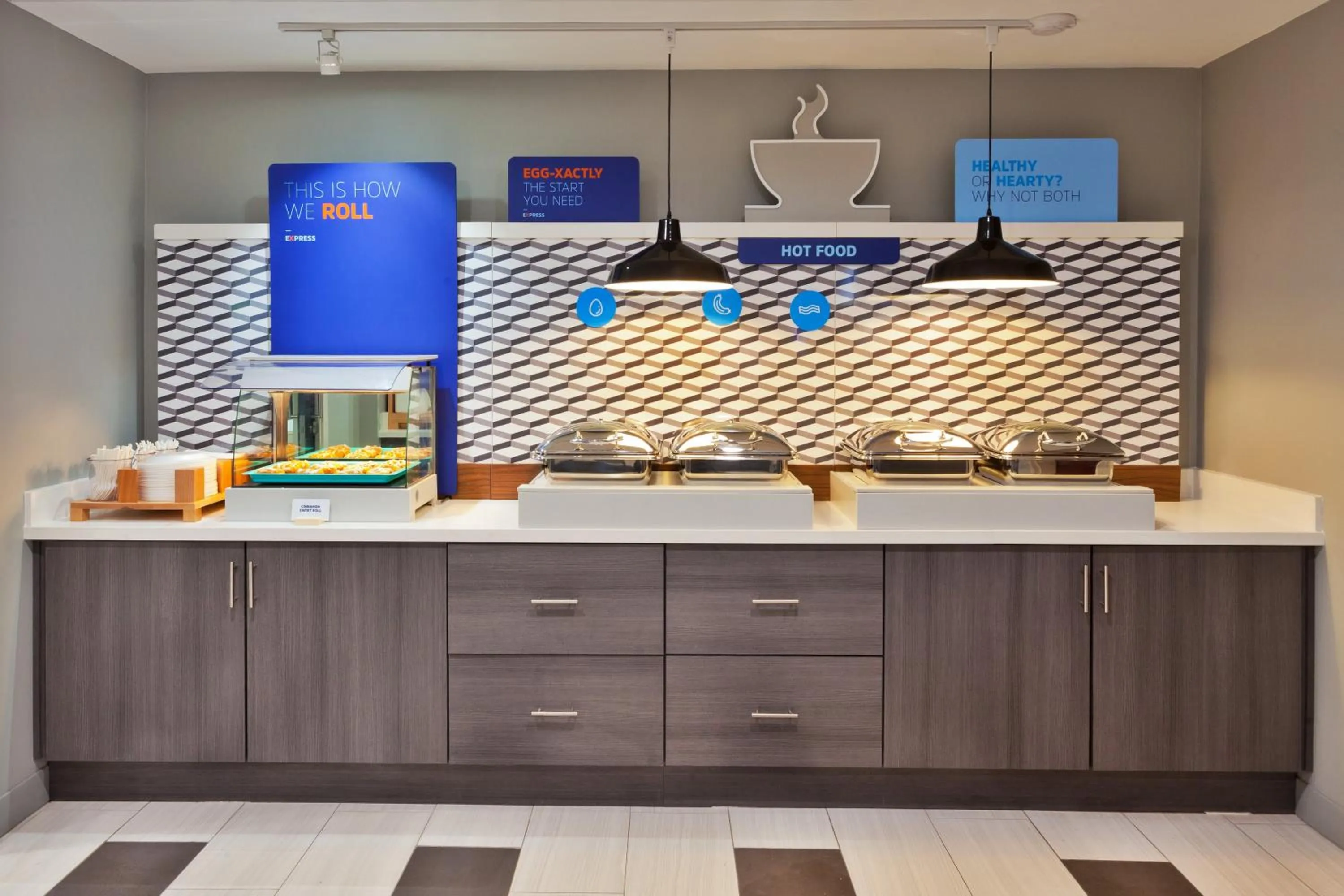 Breakfast in Holiday Inn Express Hotel & Suites Dothan North by IHG