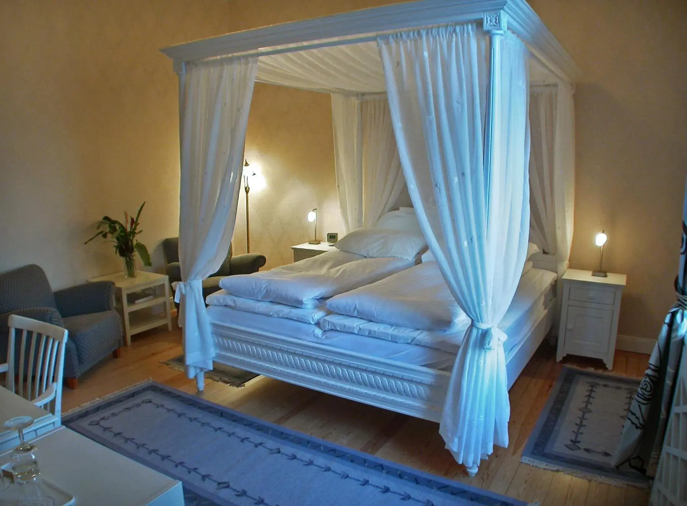 Bedroom, Bed in Gimo Herrgård Bedroom, Bed in Gimo Herrgård