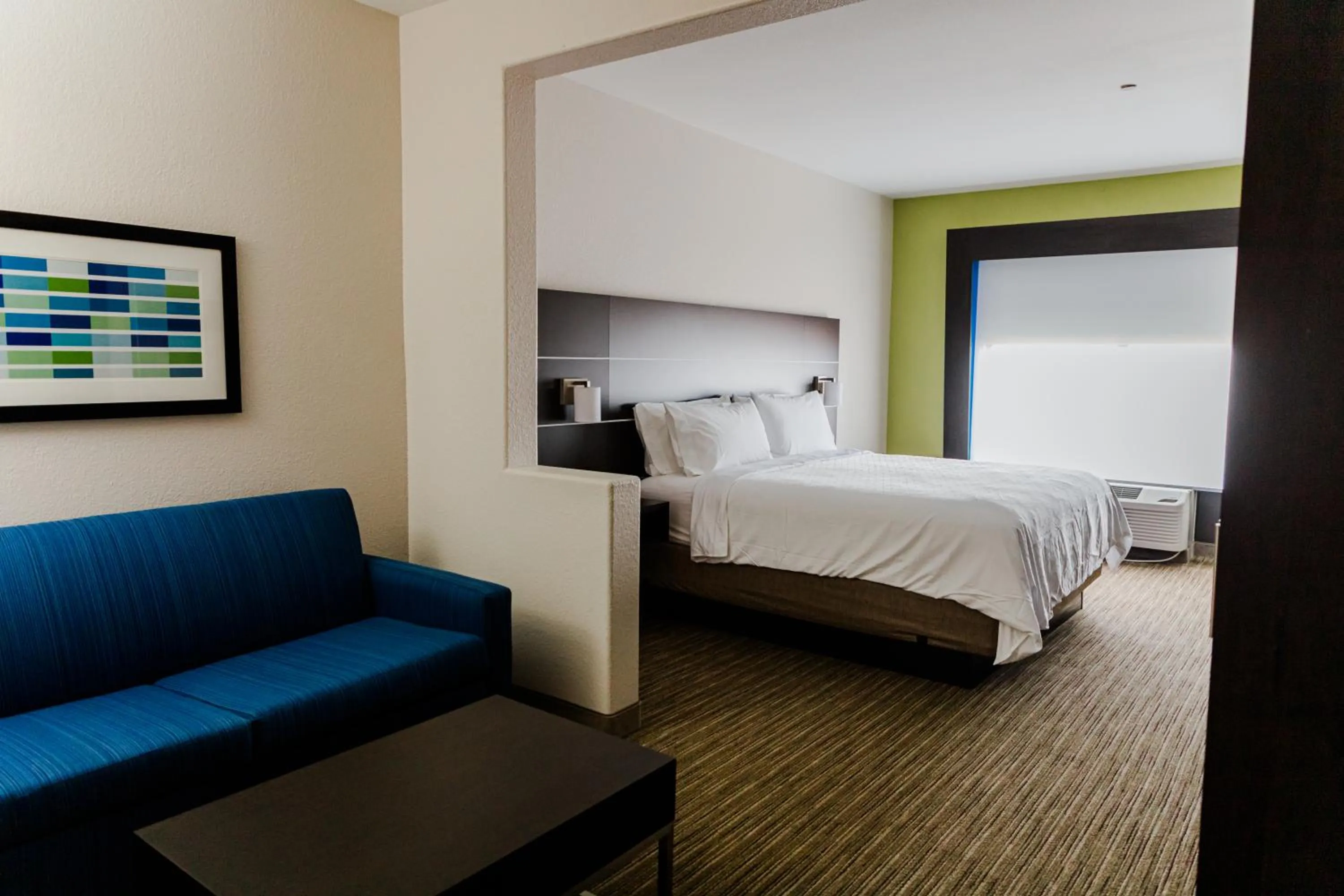 Bed in Holiday Inn Express Hotel & Suites Greenville by IHG