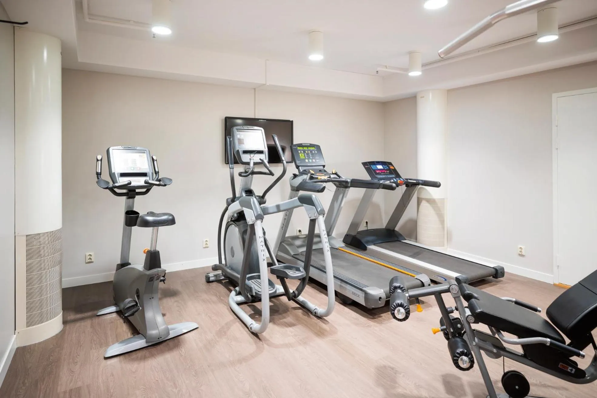 Fitness centre/facilities in Elite Park Hotel
