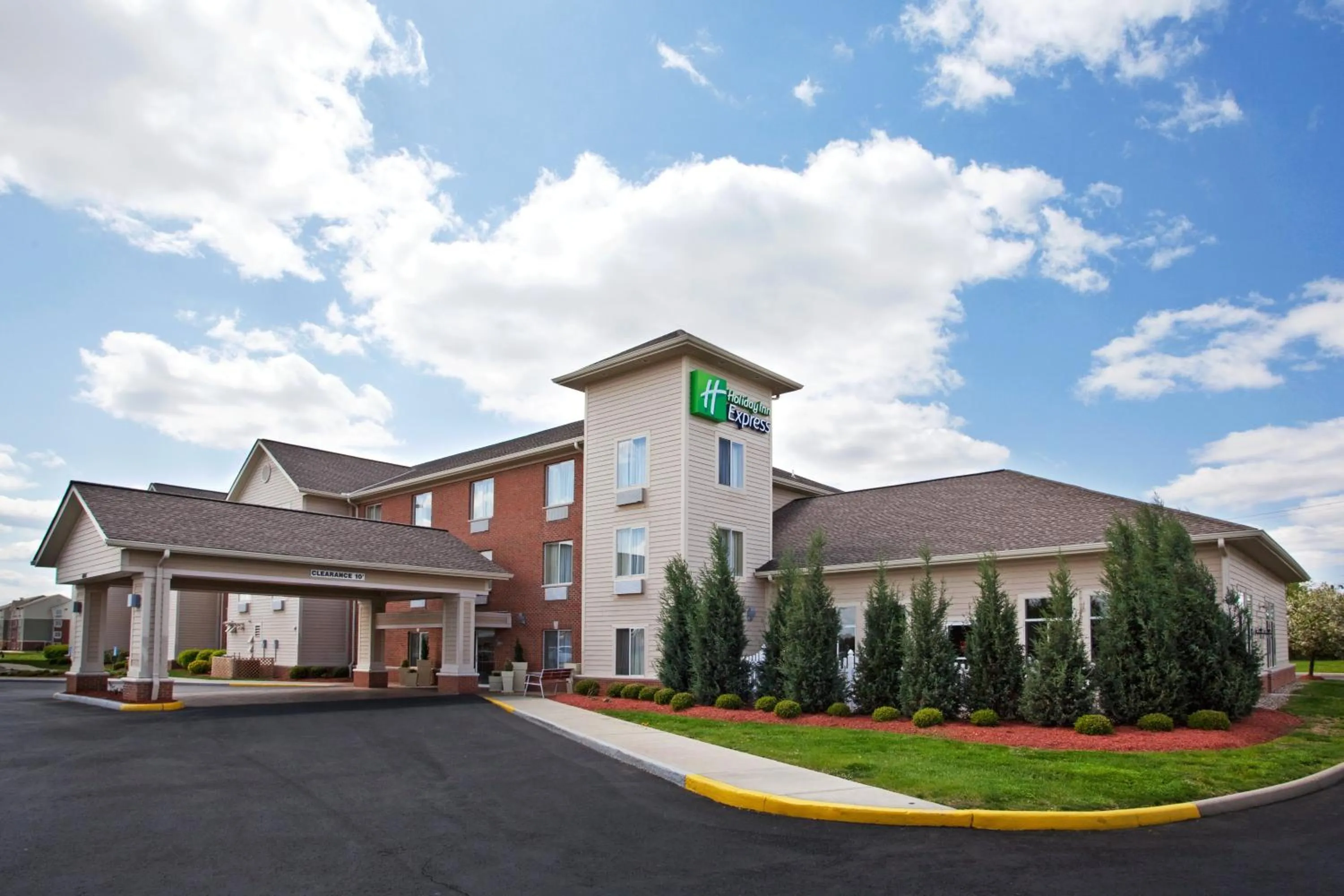 Property building in Holiday Inn Express Hotel & Suites Columbus Southeast Groveport by IHG