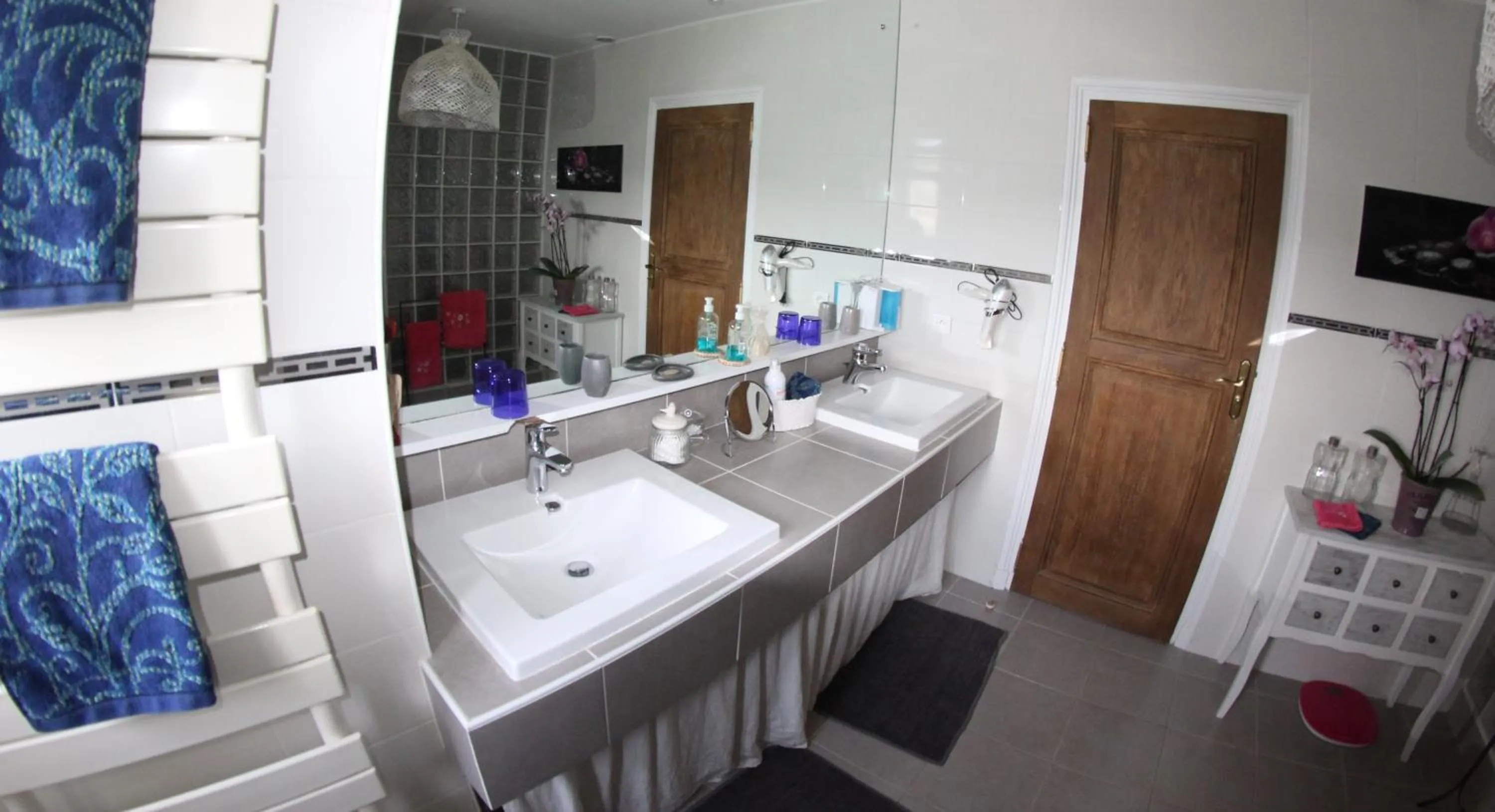 Bathroom in La maison de l'Odet