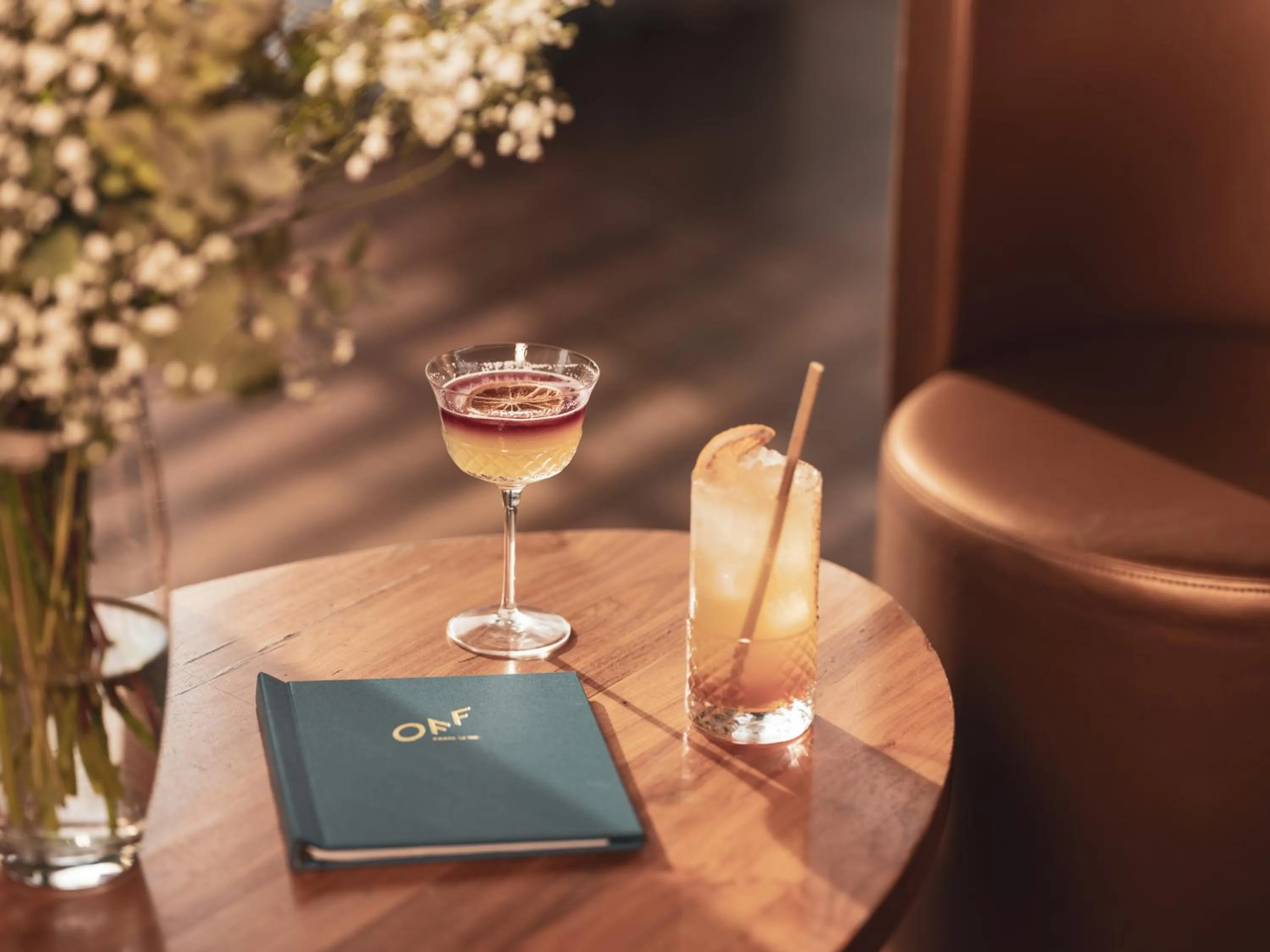 Lounge or bar in Hotel OFF Paris Seine