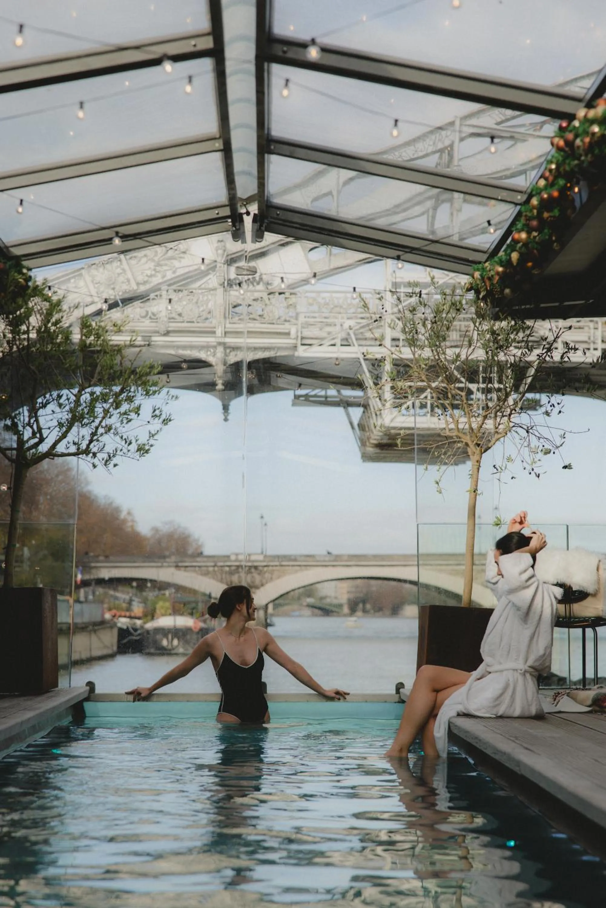 Pool view in Hotel OFF Paris Seine