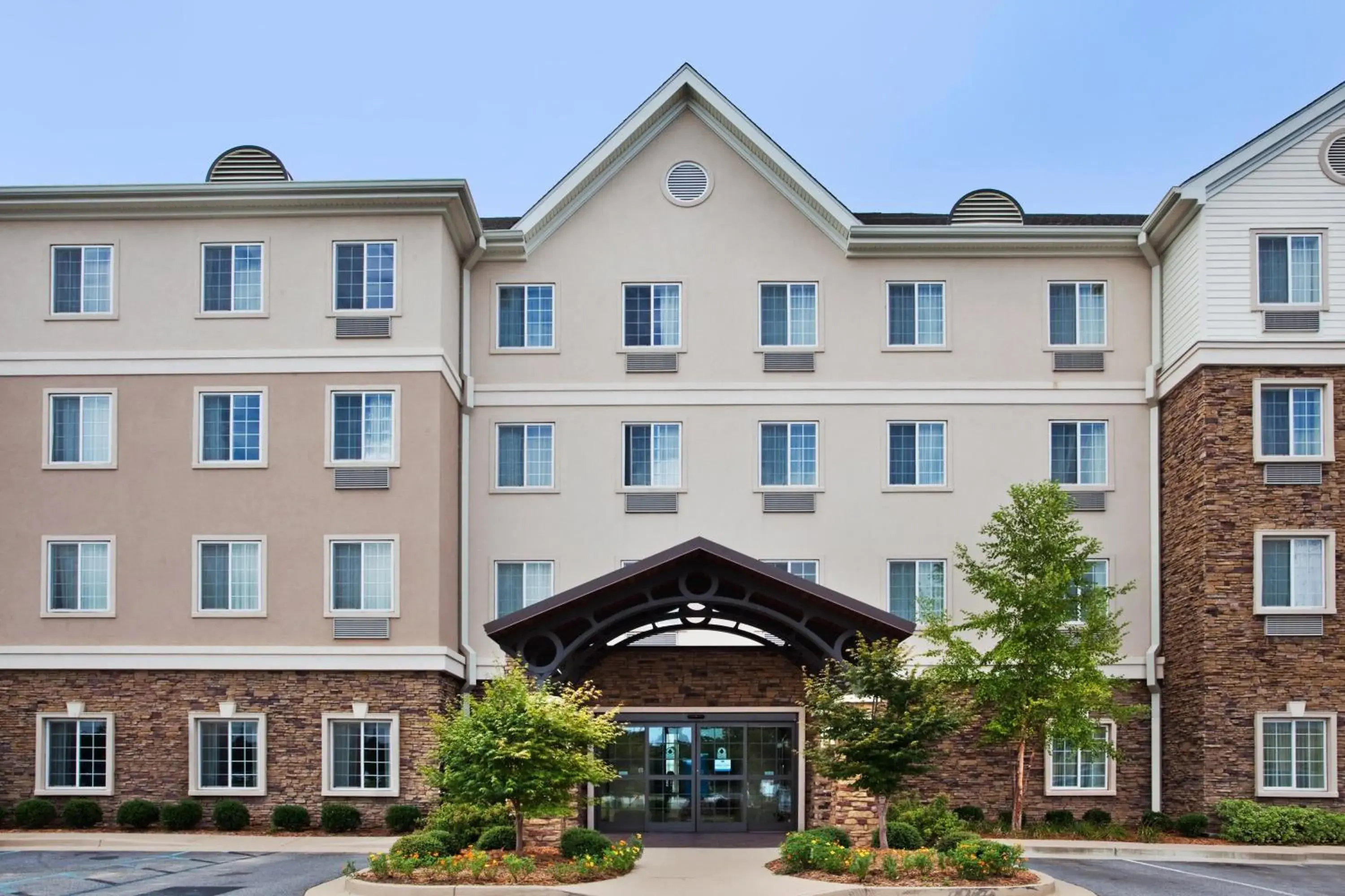 Property building in Staybridge Suites Columbus - Fort Benning by IHG Property building in Staybridge Suites Columbus - Fort Benning by IHG