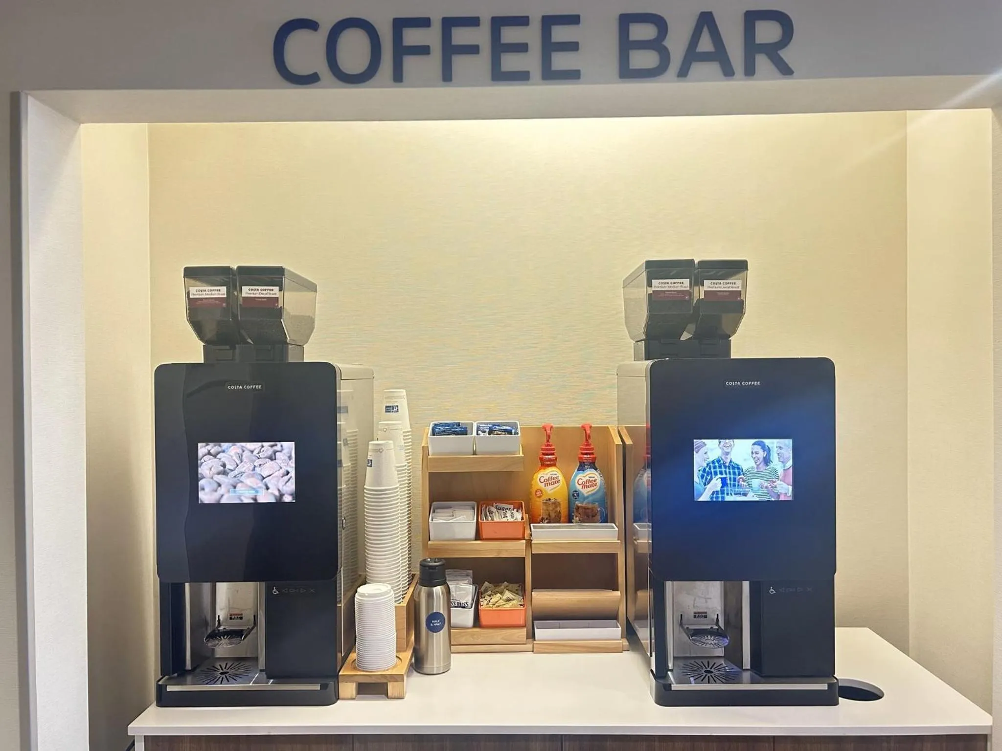 Lobby or reception in Holiday Inn Express Belgrade-Bozeman Area by IHG