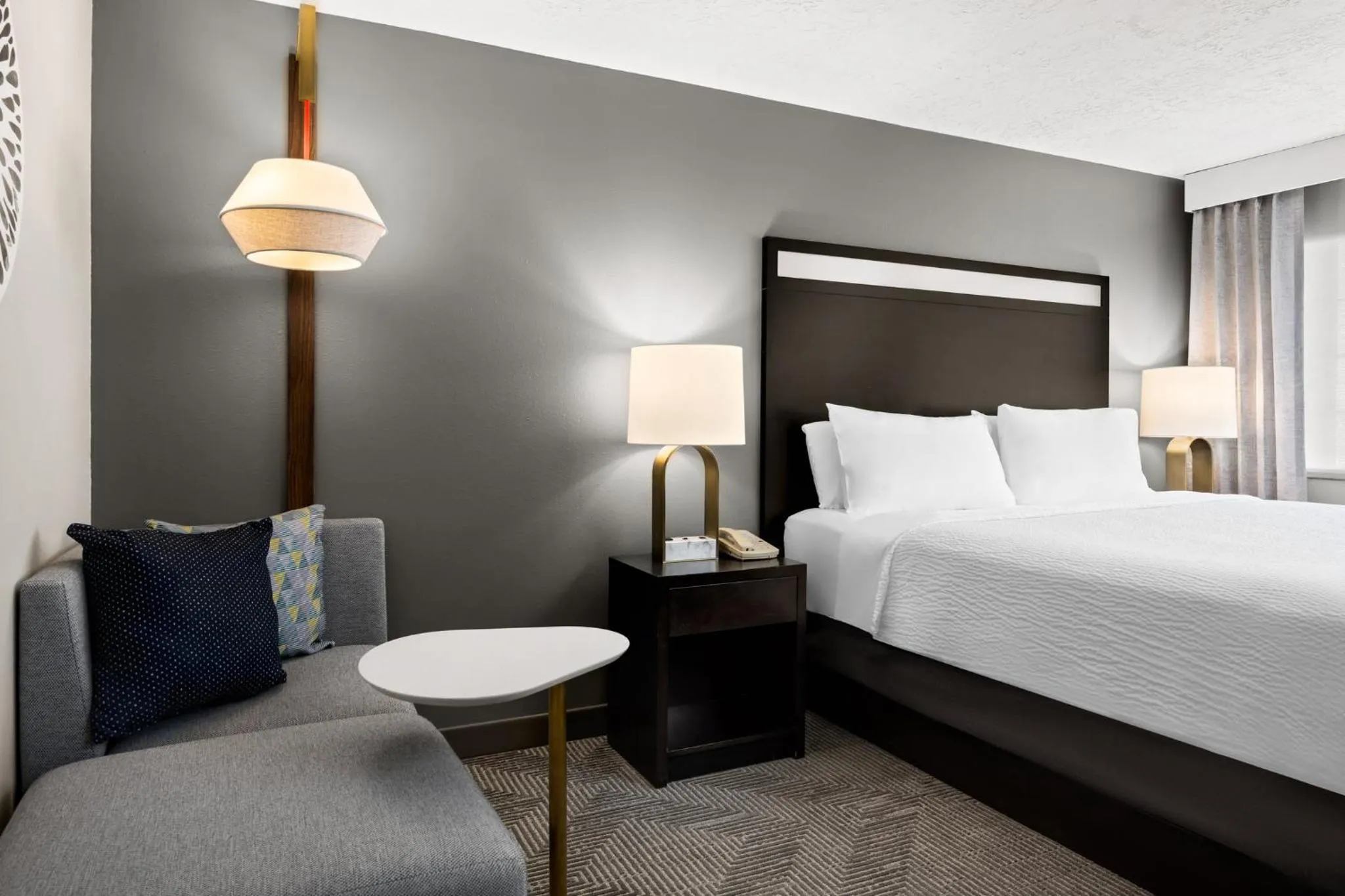 Photo of the whole room, Bed in Holiday Inn & Suites Albuquerque Airport by IHG