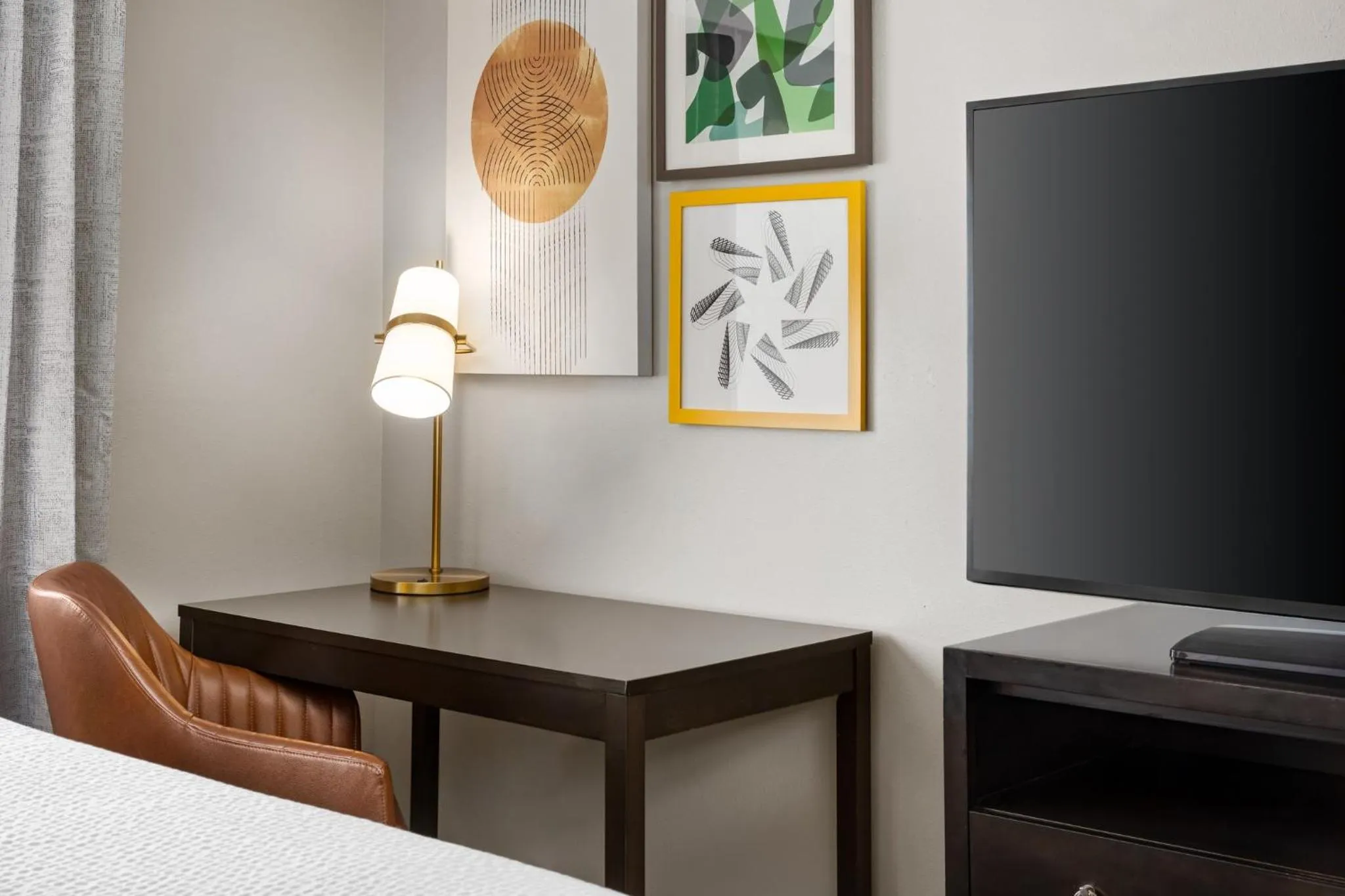 Photo of the whole room in Holiday Inn & Suites Albuquerque Airport by IHG