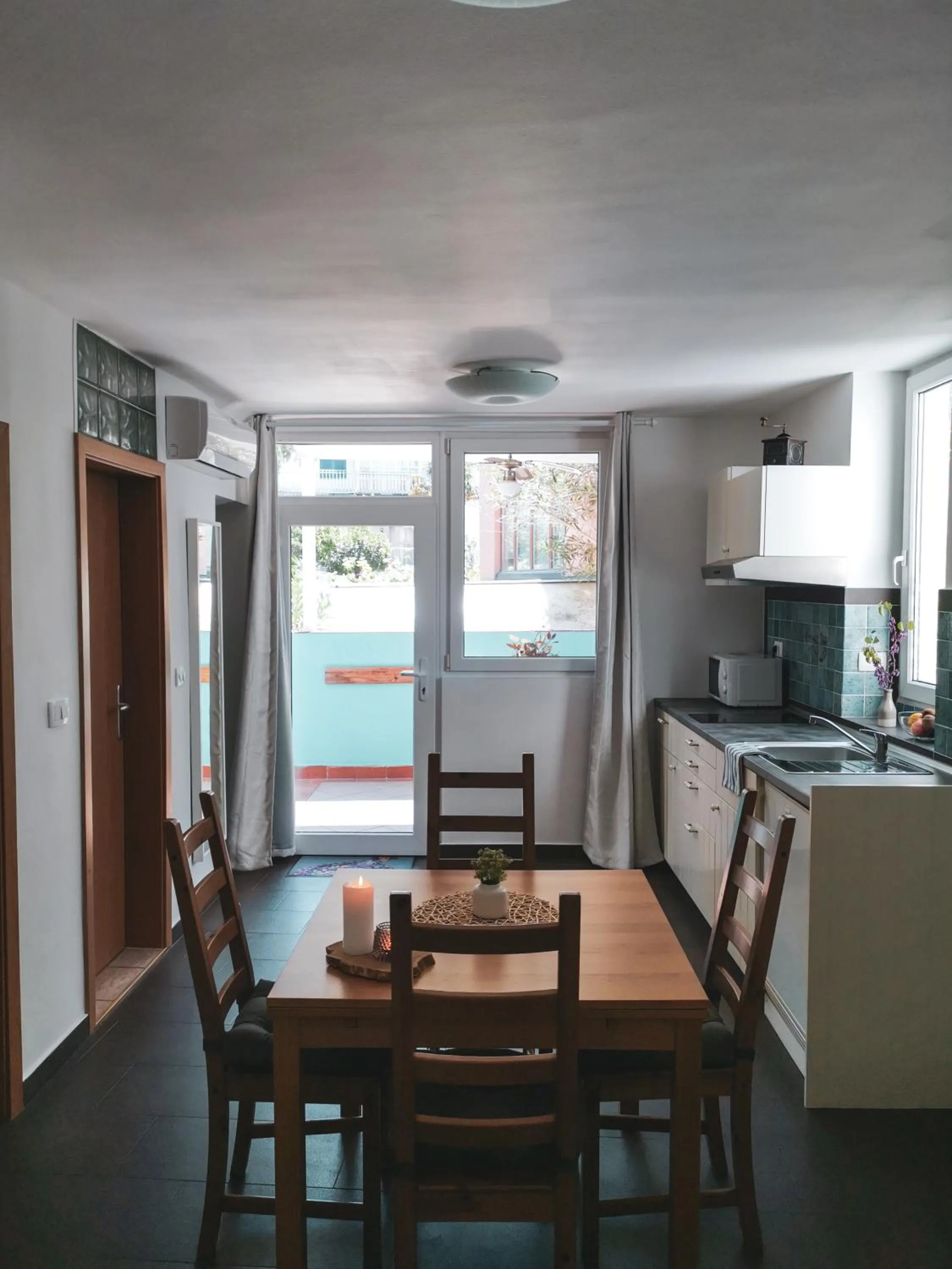Dining area in Apartments Vela