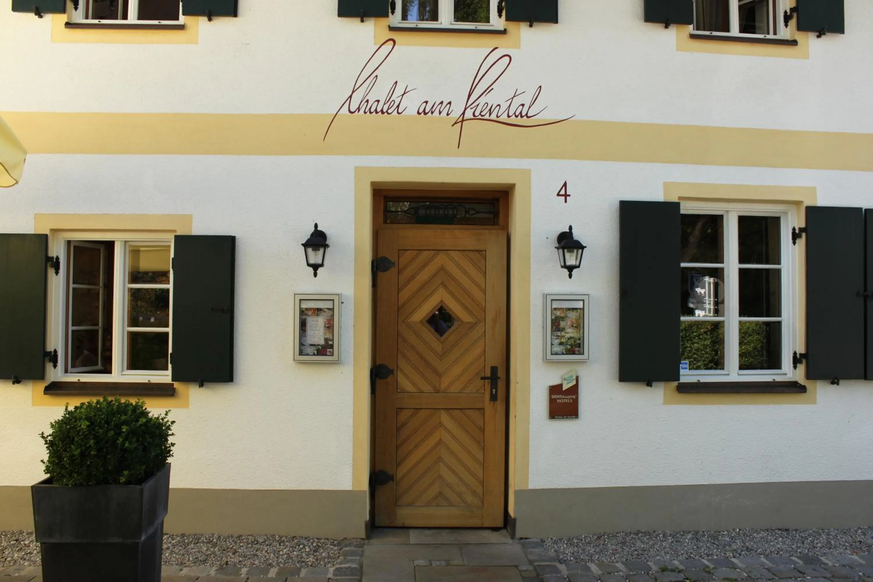 Facade/entrance in Romantik Hotel Chalet am Kiental