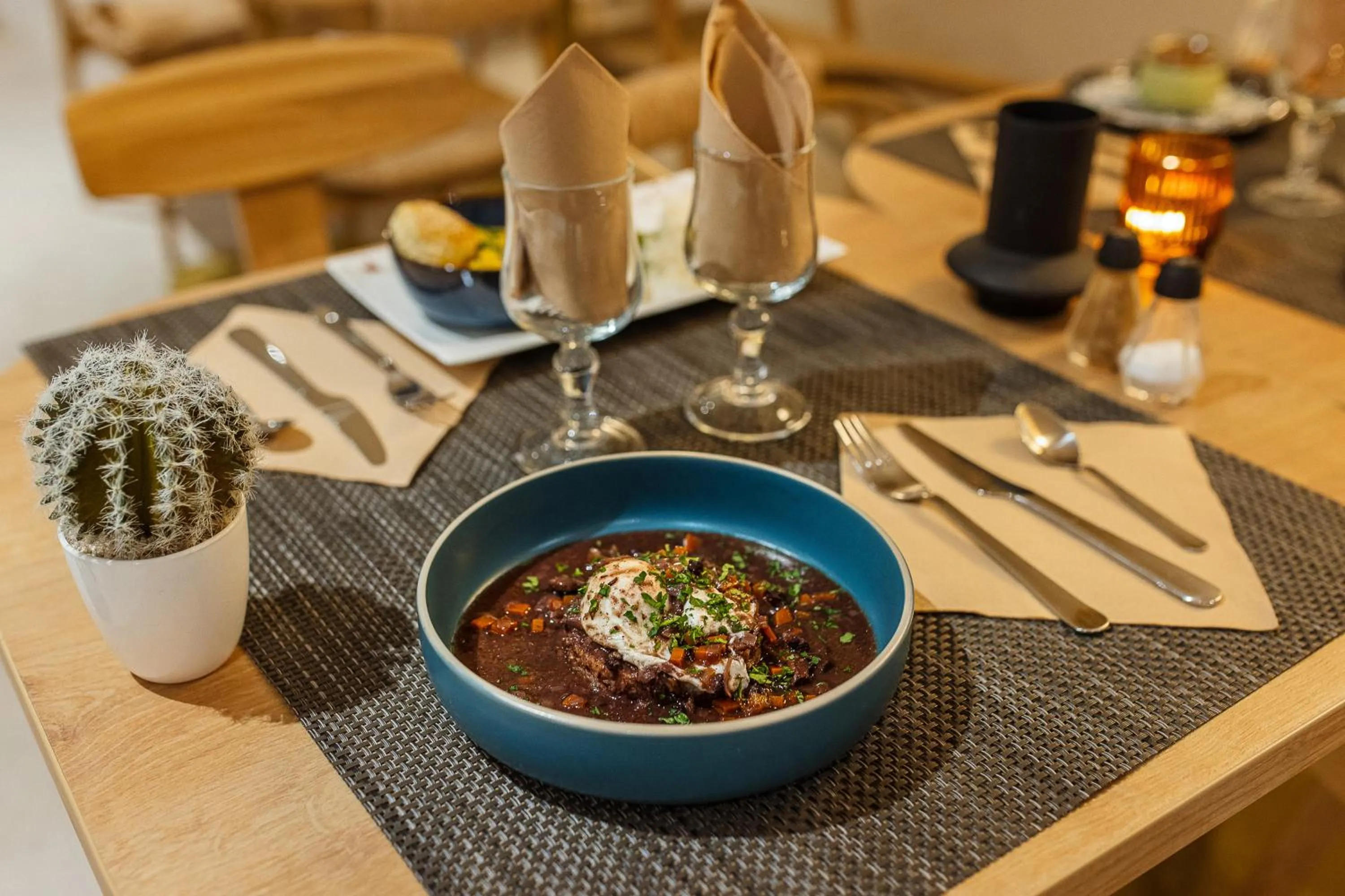 Restaurant/places to eat in Hotel Classe Troyes - La Chapelle Saint Luc