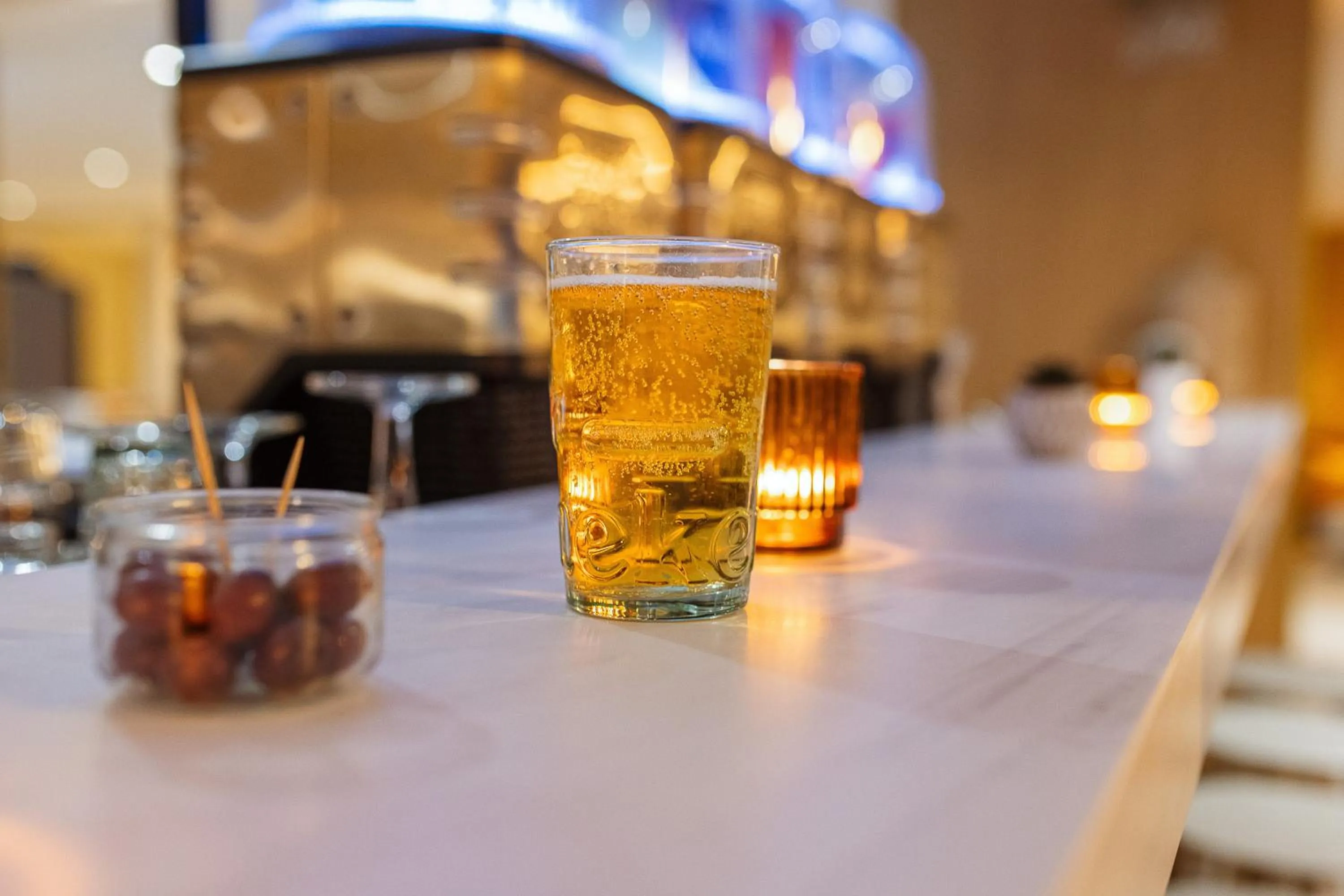 Lounge or bar in Hotel Classe Troyes - La Chapelle Saint Luc