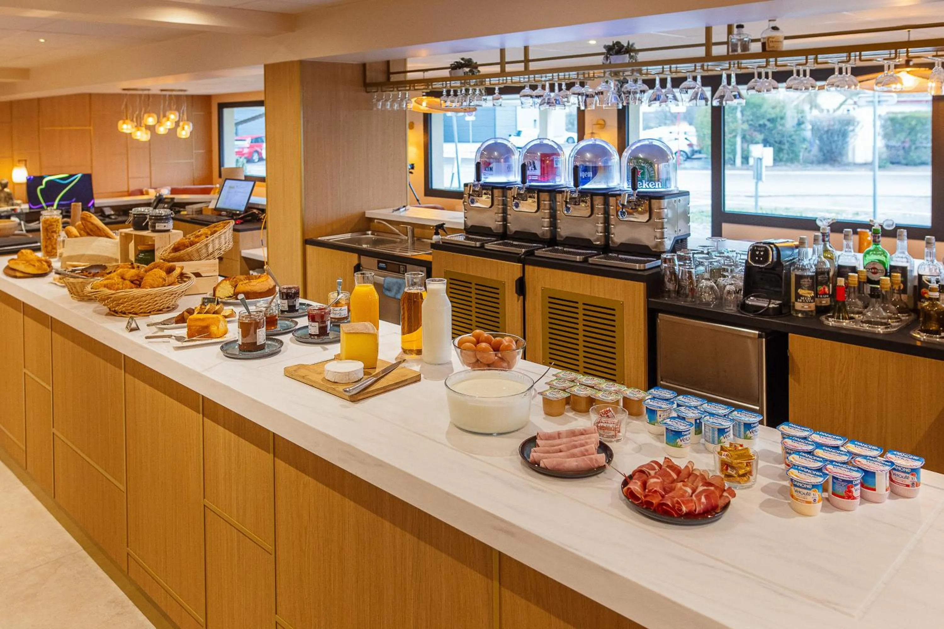 Breakfast in Hotel Classe Troyes - La Chapelle Saint Luc
