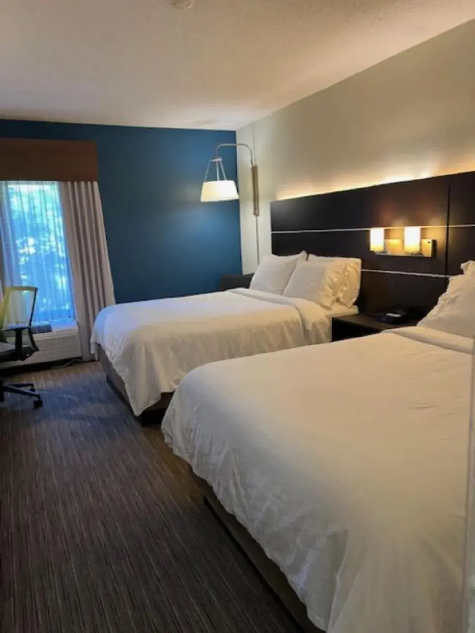 Bedroom, Bed in Holiday Inn Express Hotel & Suites Fort Payne by IHG Bedroom, Bed in Holiday Inn Express Hotel & Suites Fort Payne by IHG
