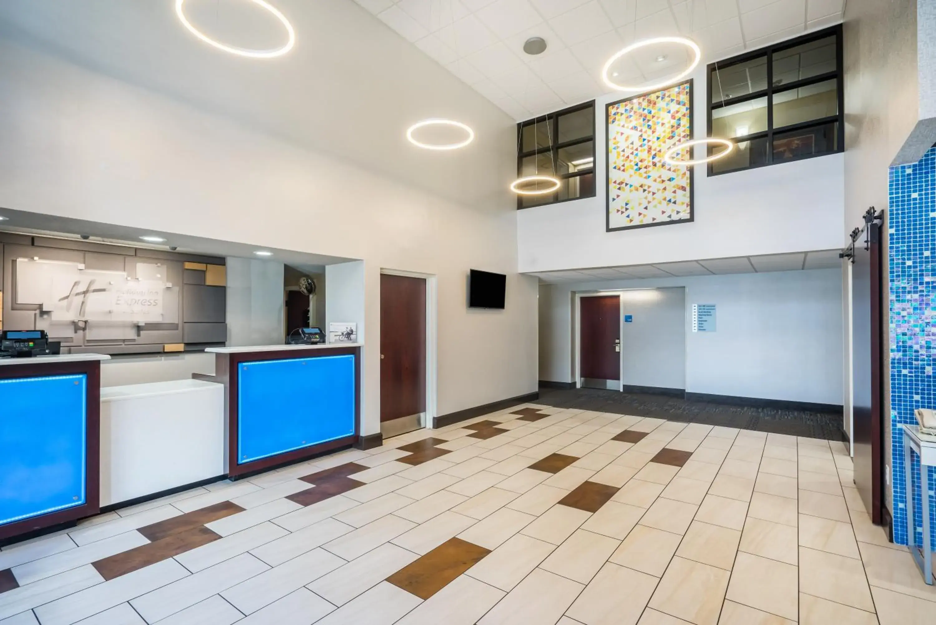 Property building in Holiday Inn Express Hotel & Suites Fort Payne by IHG Property building in Holiday Inn Express Hotel & Suites Fort Payne by IHG