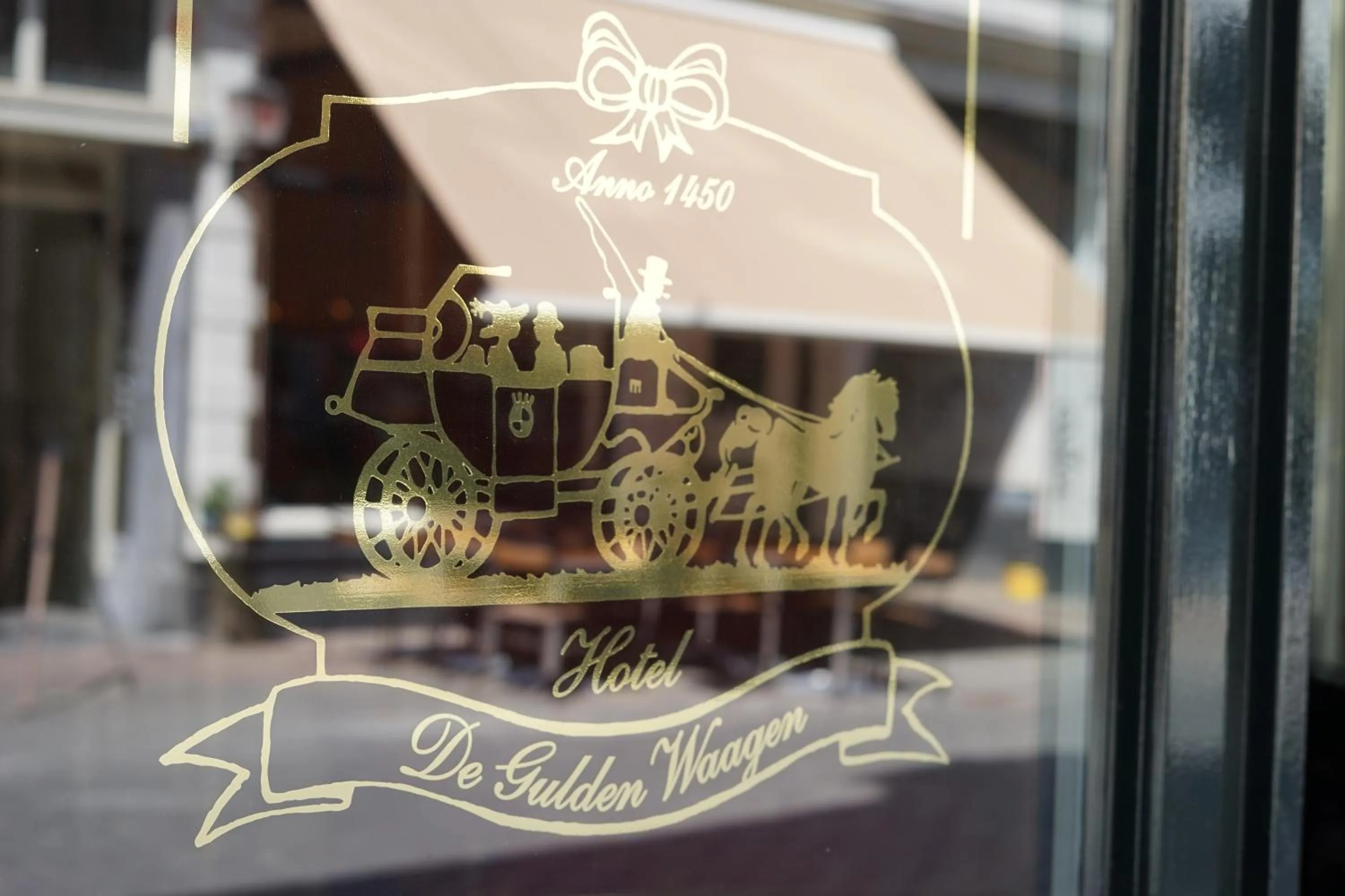 Property building in De Gulden Waagen