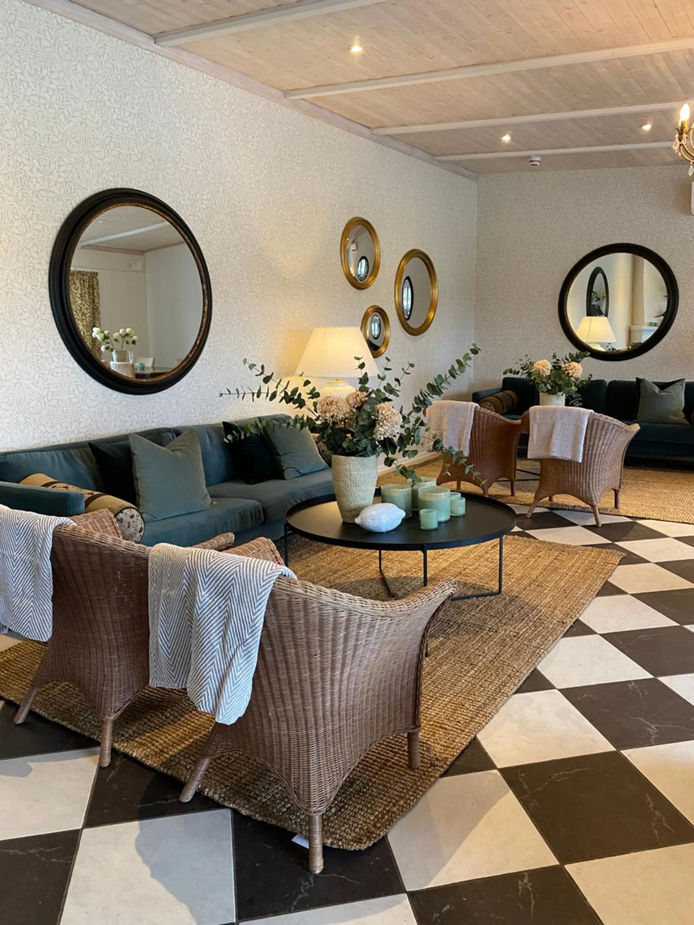 Living room in Stegeborg Trädgårdshotell