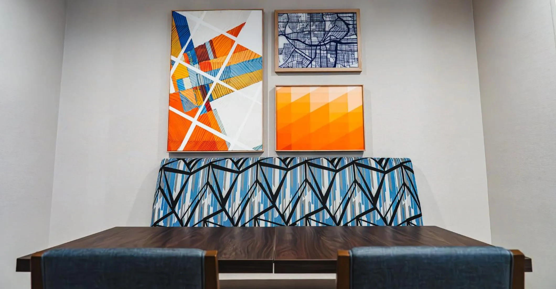 Breakfast in Holiday Inn Express Frazer - Malvern by IHG